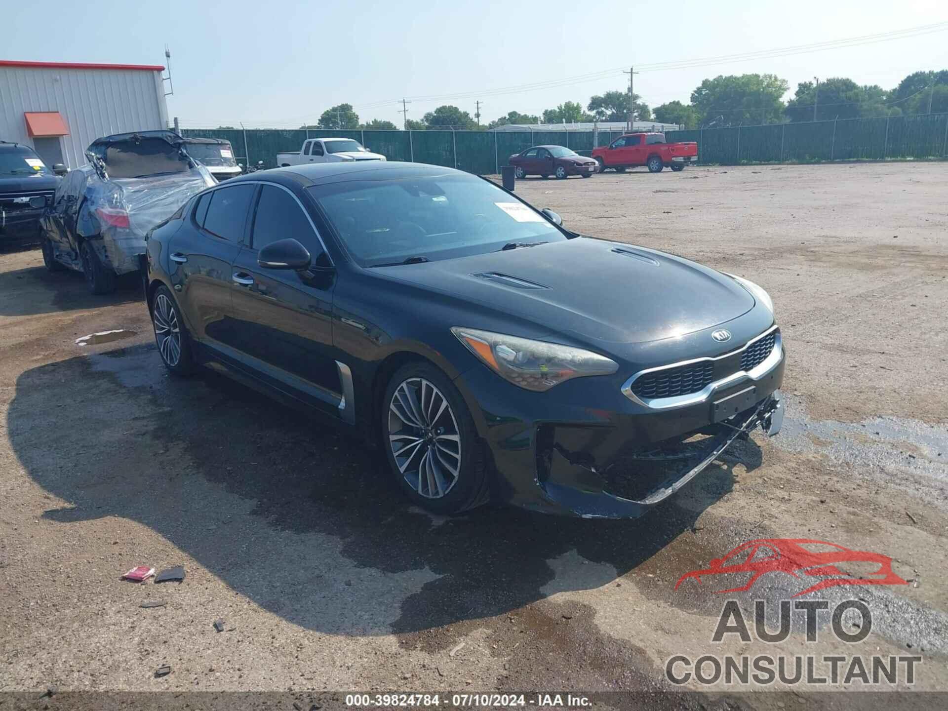 KIA STINGER 2018 - KNAE25LA7J6012031