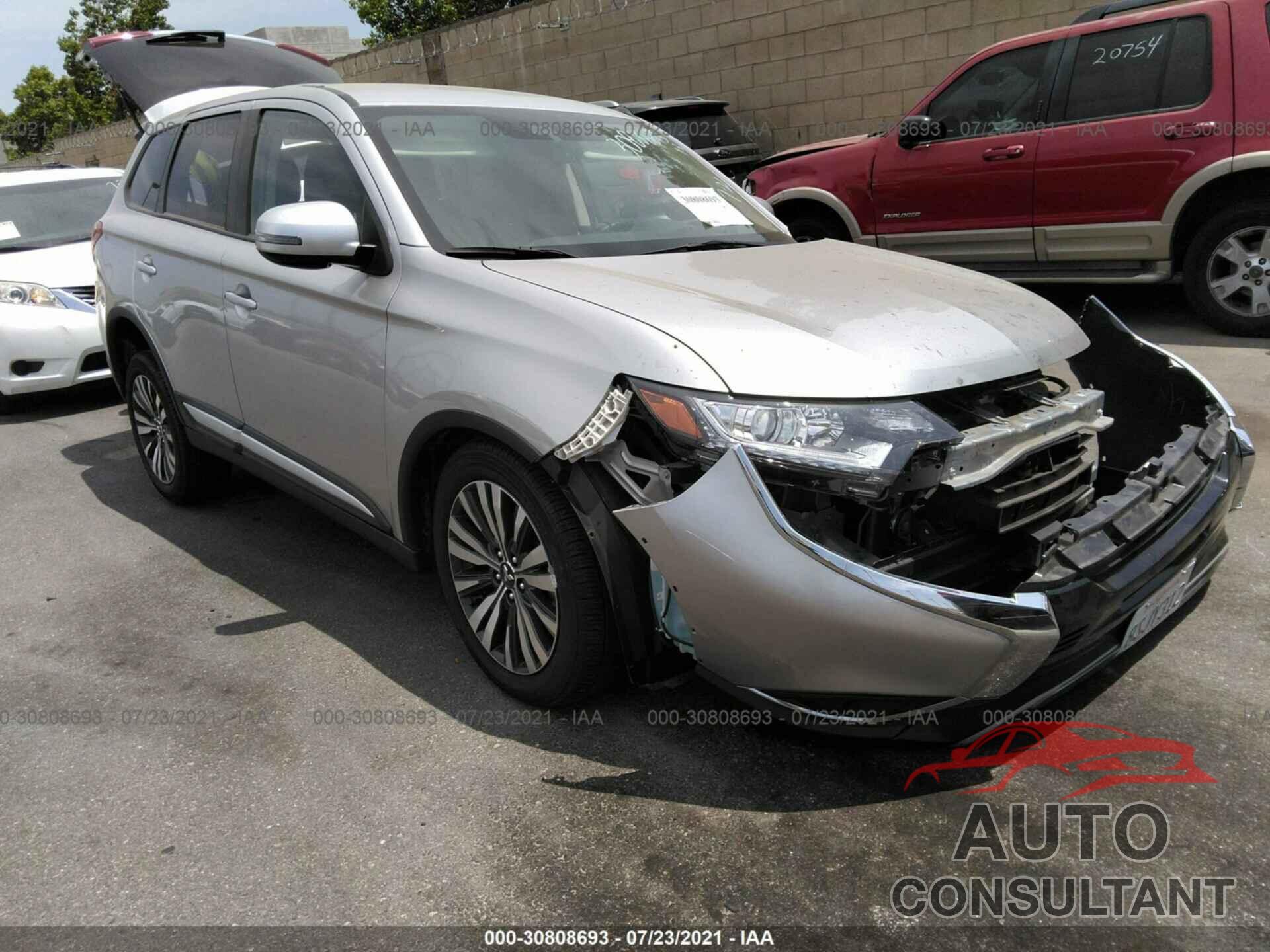 MITSUBISHI OUTLANDER 2020 - JA4AD3A33LZ008235