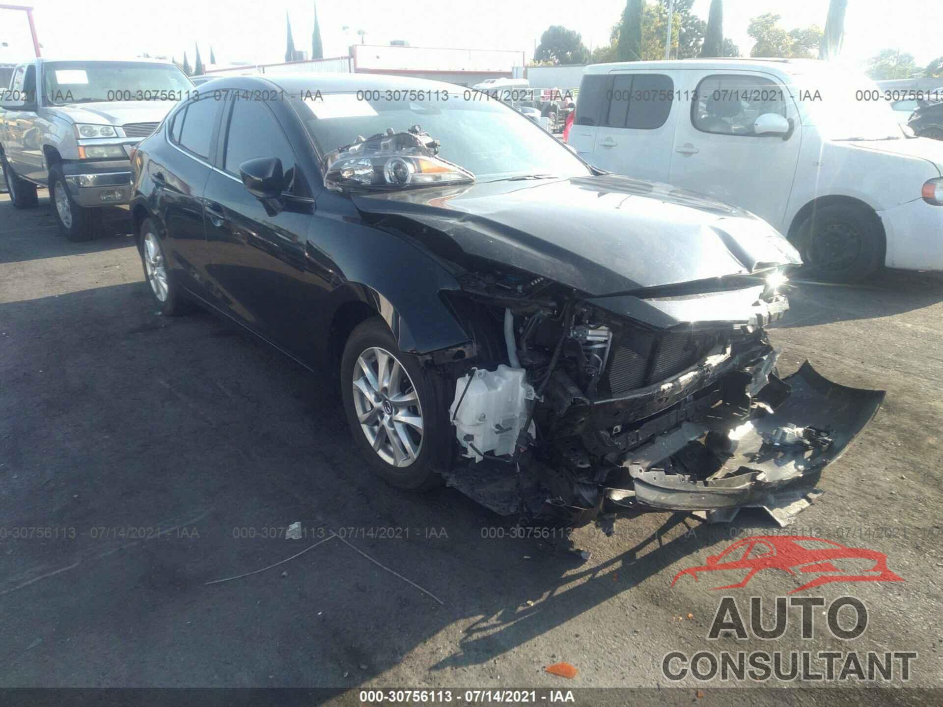 MAZDA MAZDA3 4-DOOR 2018 - 3MZBN1U75JM248649