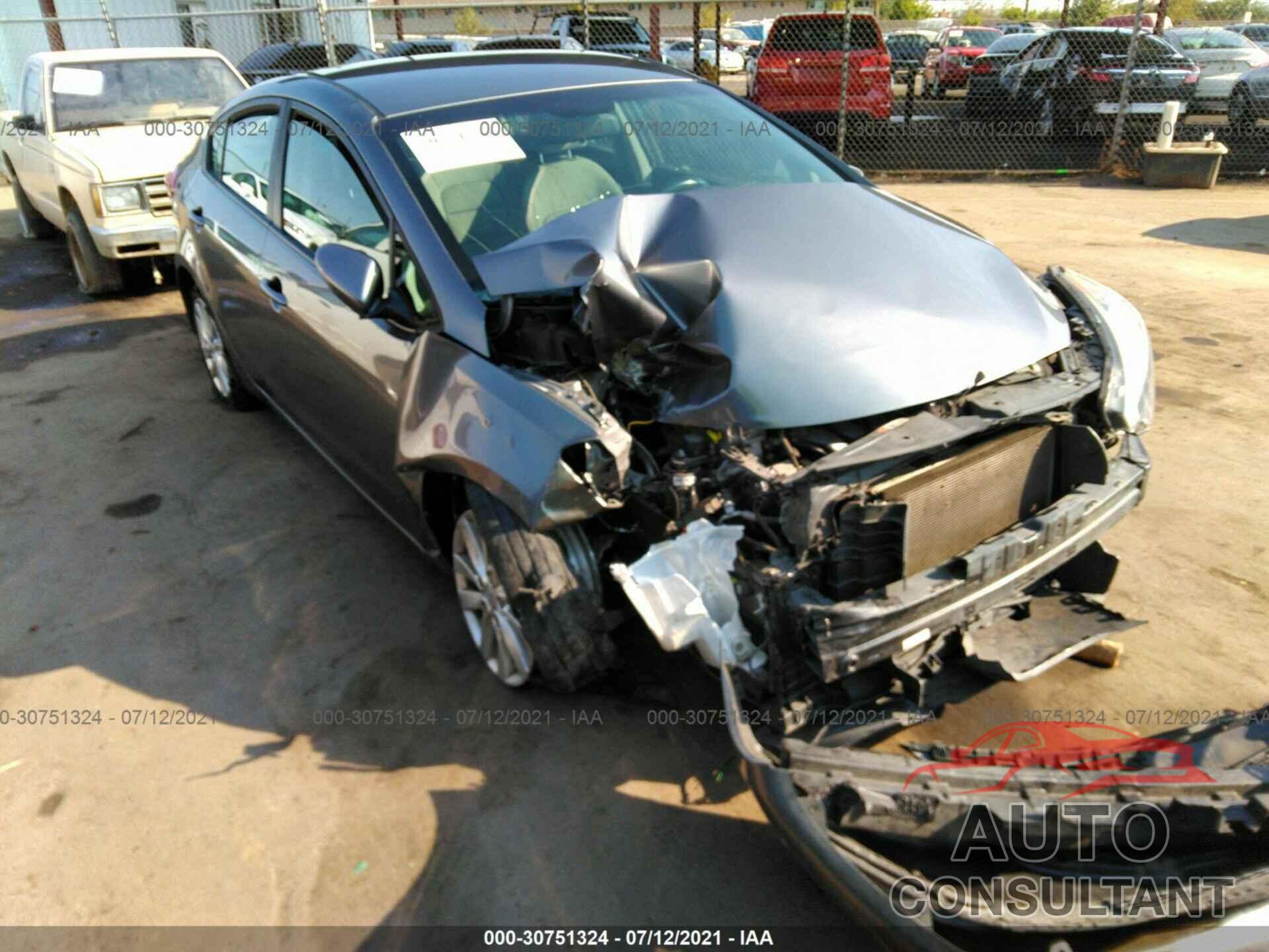 KIA FORTE 2016 - KNAFX4A65G5535125