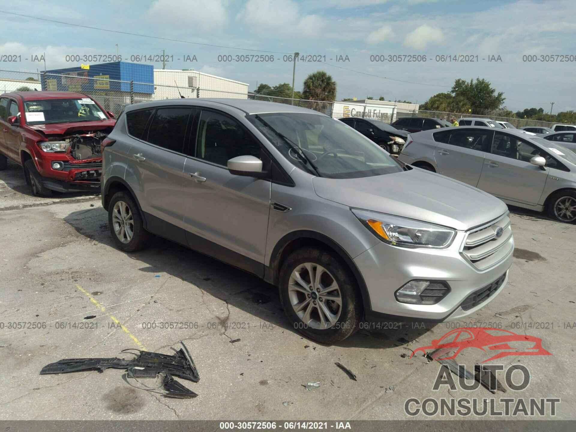 FORD ESCAPE 2019 - 1FMCU9G96KUC08031