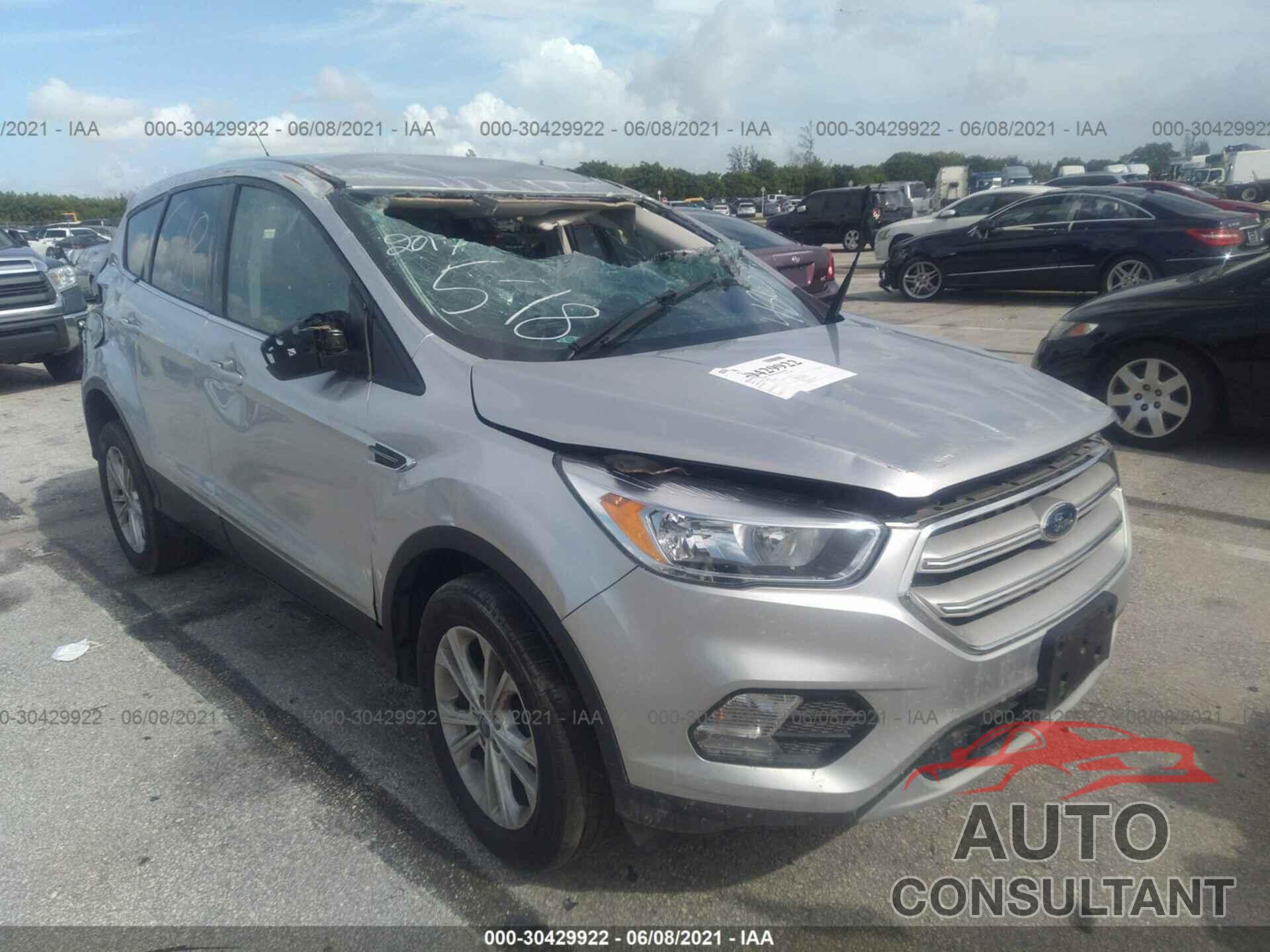 FORD ESCAPE 2017 - 1FMCU0GD1HUE24863