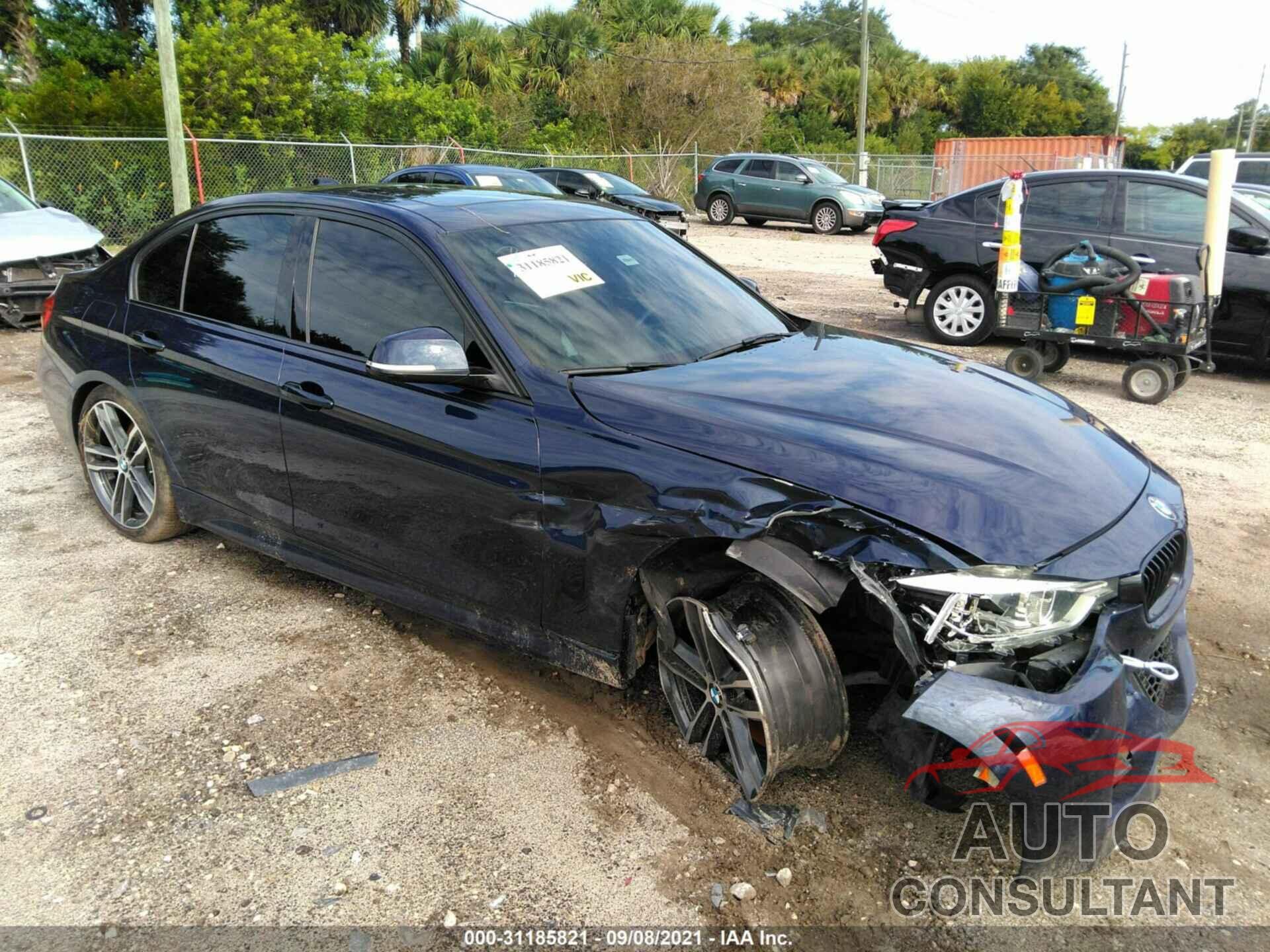 BMW 3 SERIES 2018 - WBA8B3G59JNV00725