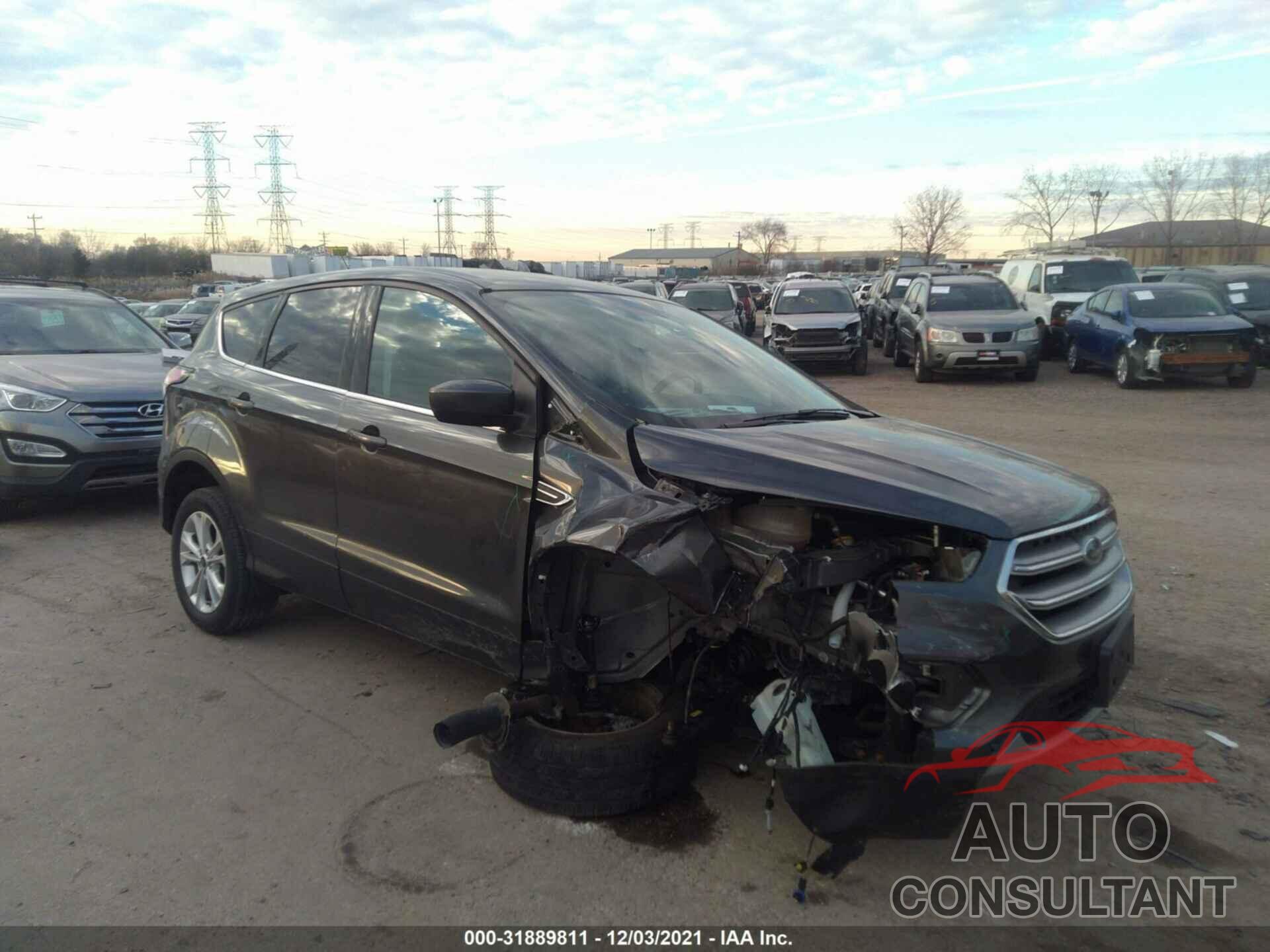 FORD ESCAPE 2017 - 1FMCU9GDXHUE73208