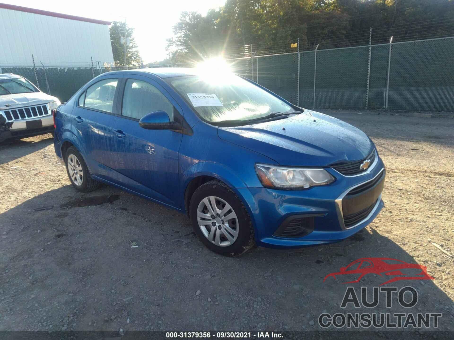 CHEVROLET SONIC 2017 - 1G1JB5SH0H4141534