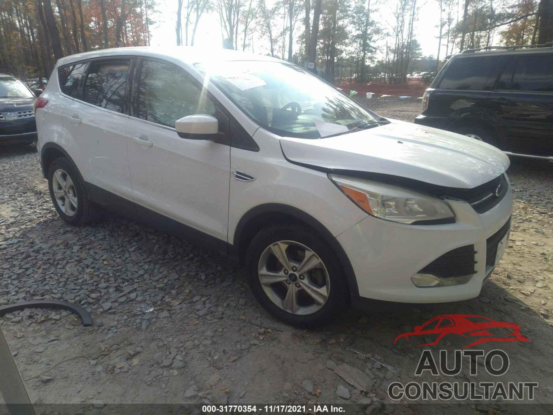 FORD ESCAPE 2016 - 1FMCU0GX7GUB09090