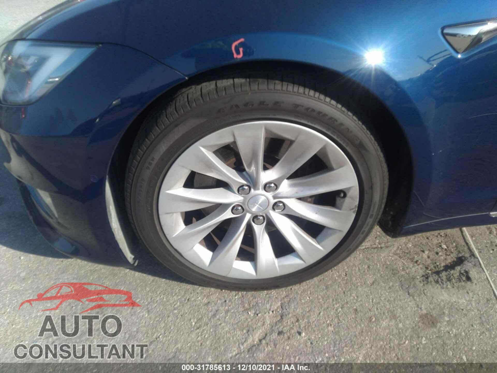 TESLA MODEL S 2017 - 5YJSA1E18HF215085