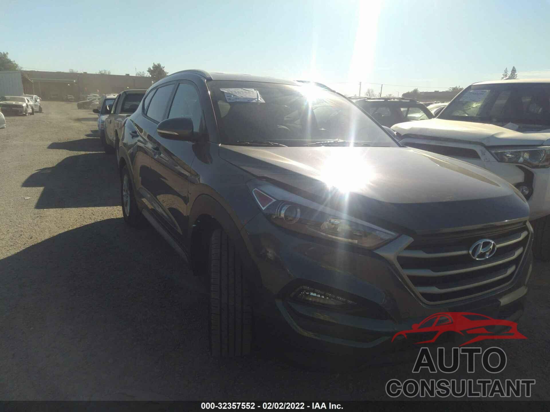 HYUNDAI TUCSON 2018 - KM8J33A40JU830210