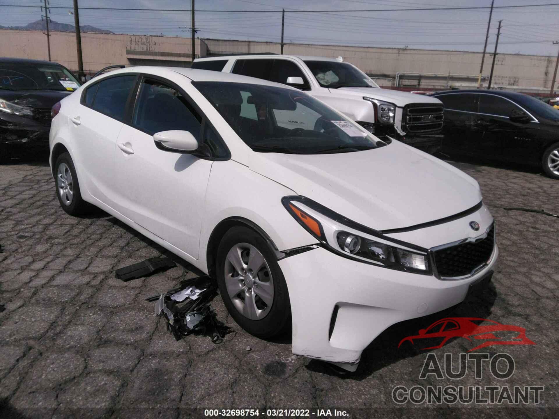 KIA FORTE 2017 - 3KPFK4A75HE122508