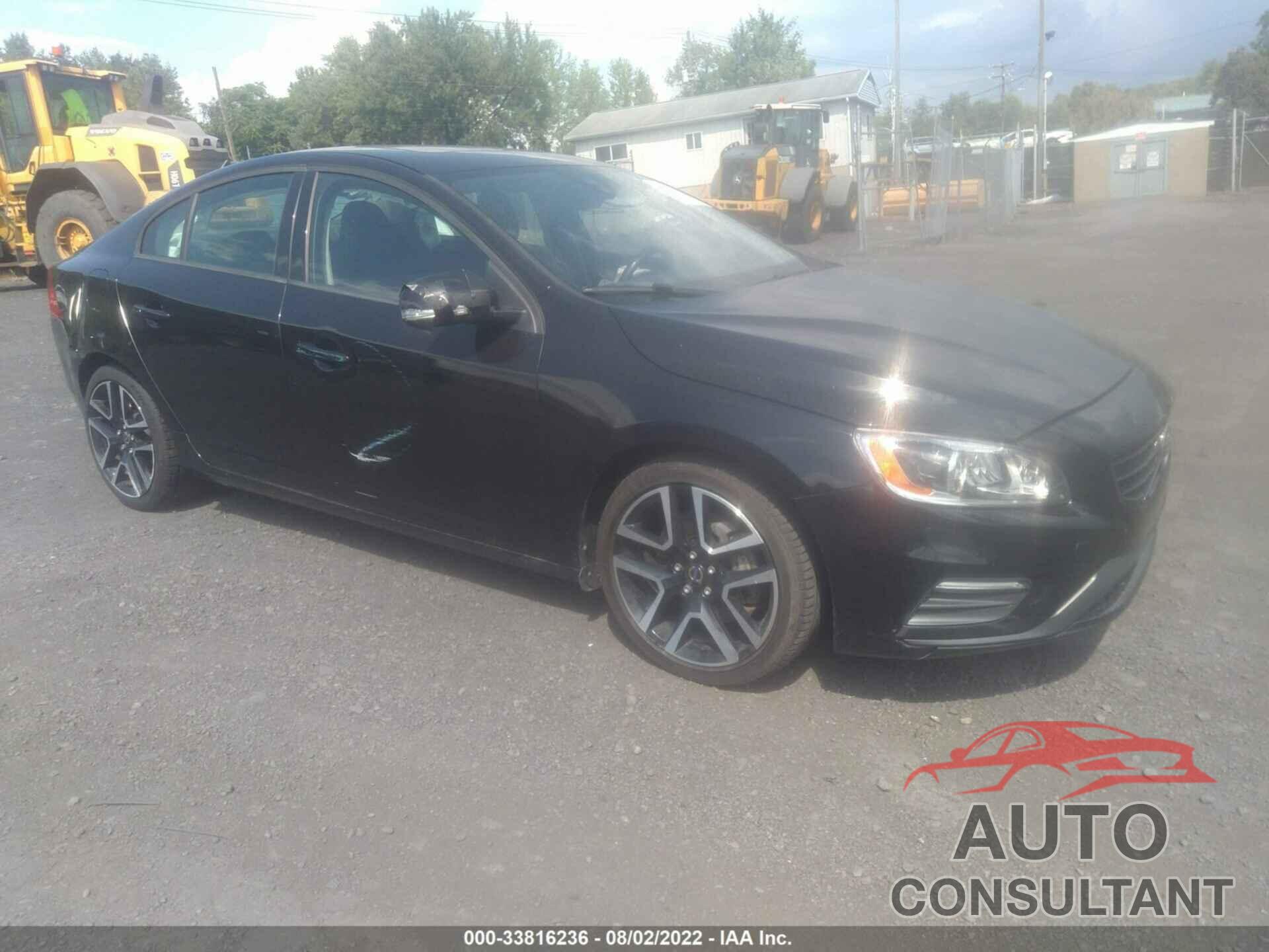 VOLVO S60 2018 - YV140MTL7J2462652