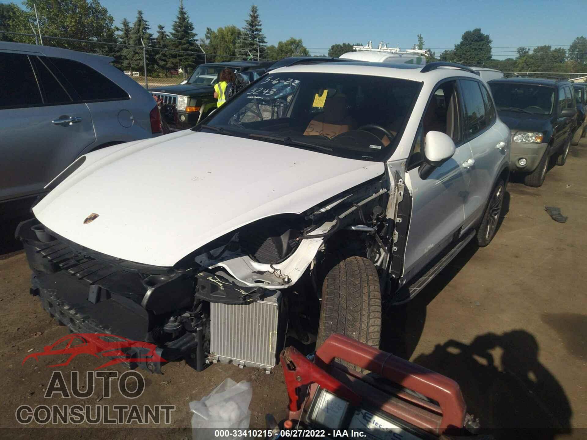 PORSCHE CAYENNE 2016 - WP1AB2A23GLA93243