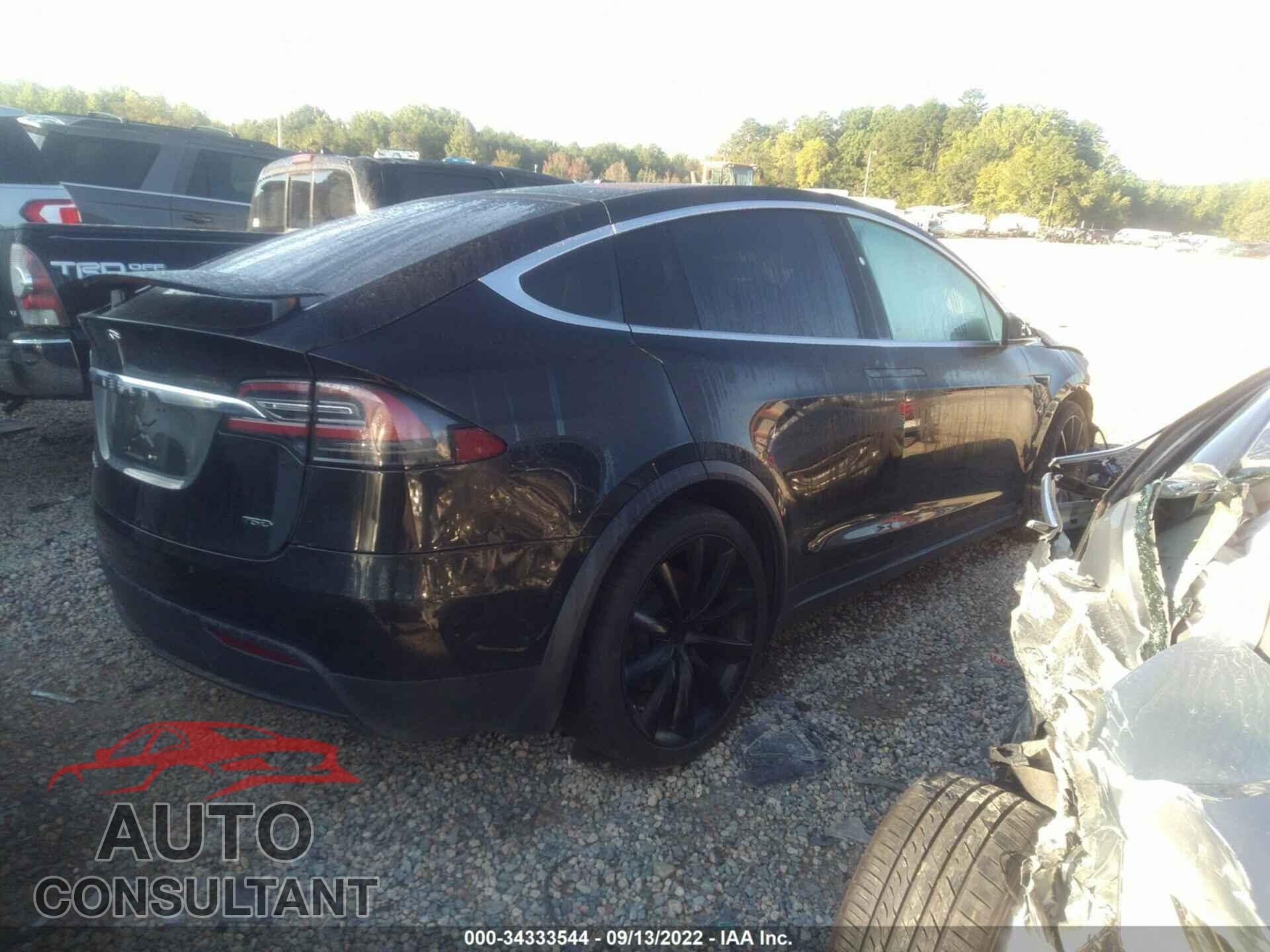 TESLA MODEL X 2017 - 5YJXCBE25HF076189