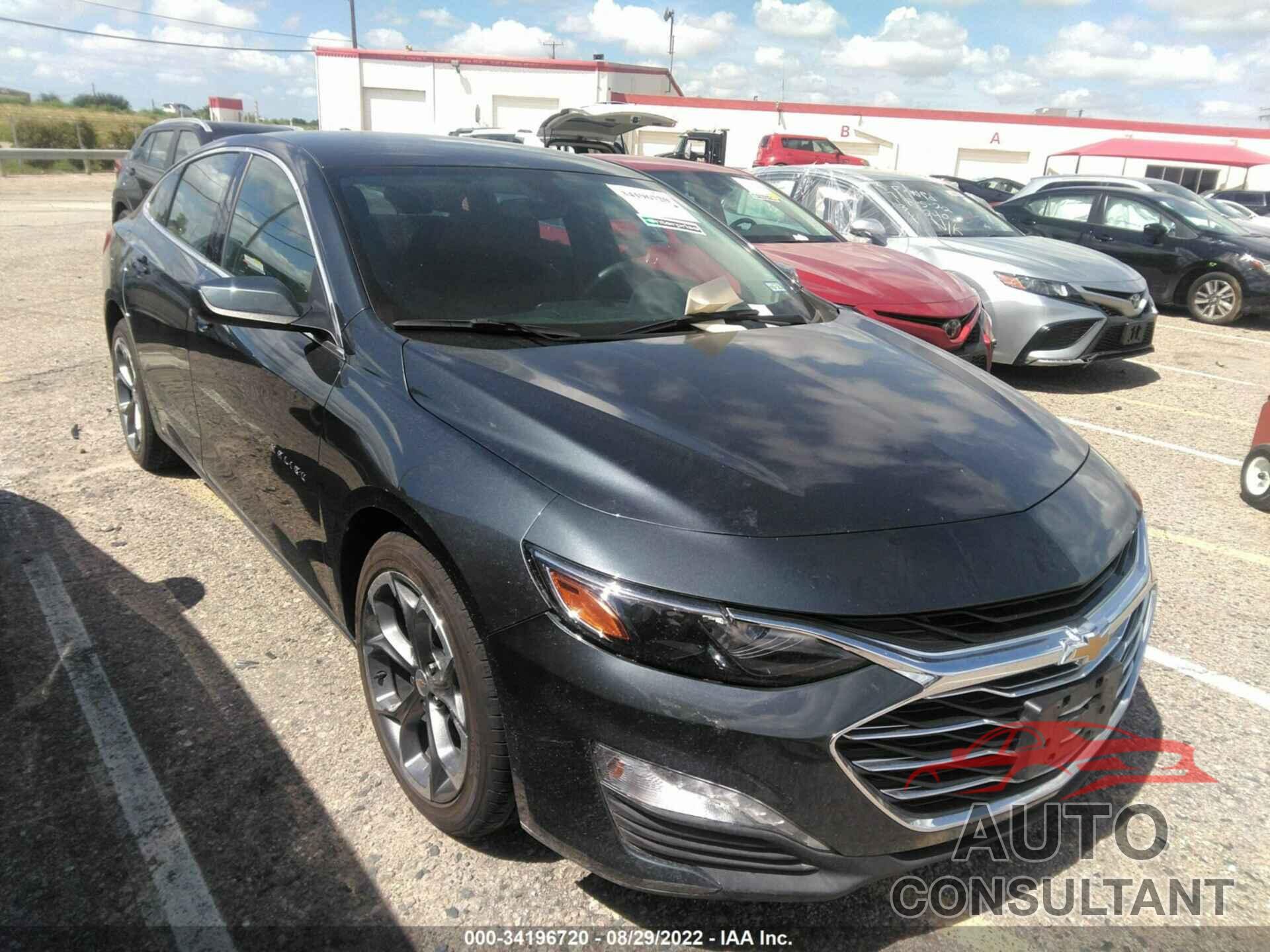 CHEVROLET MALIBU 2021 - 1G1ZD5ST4MF028217