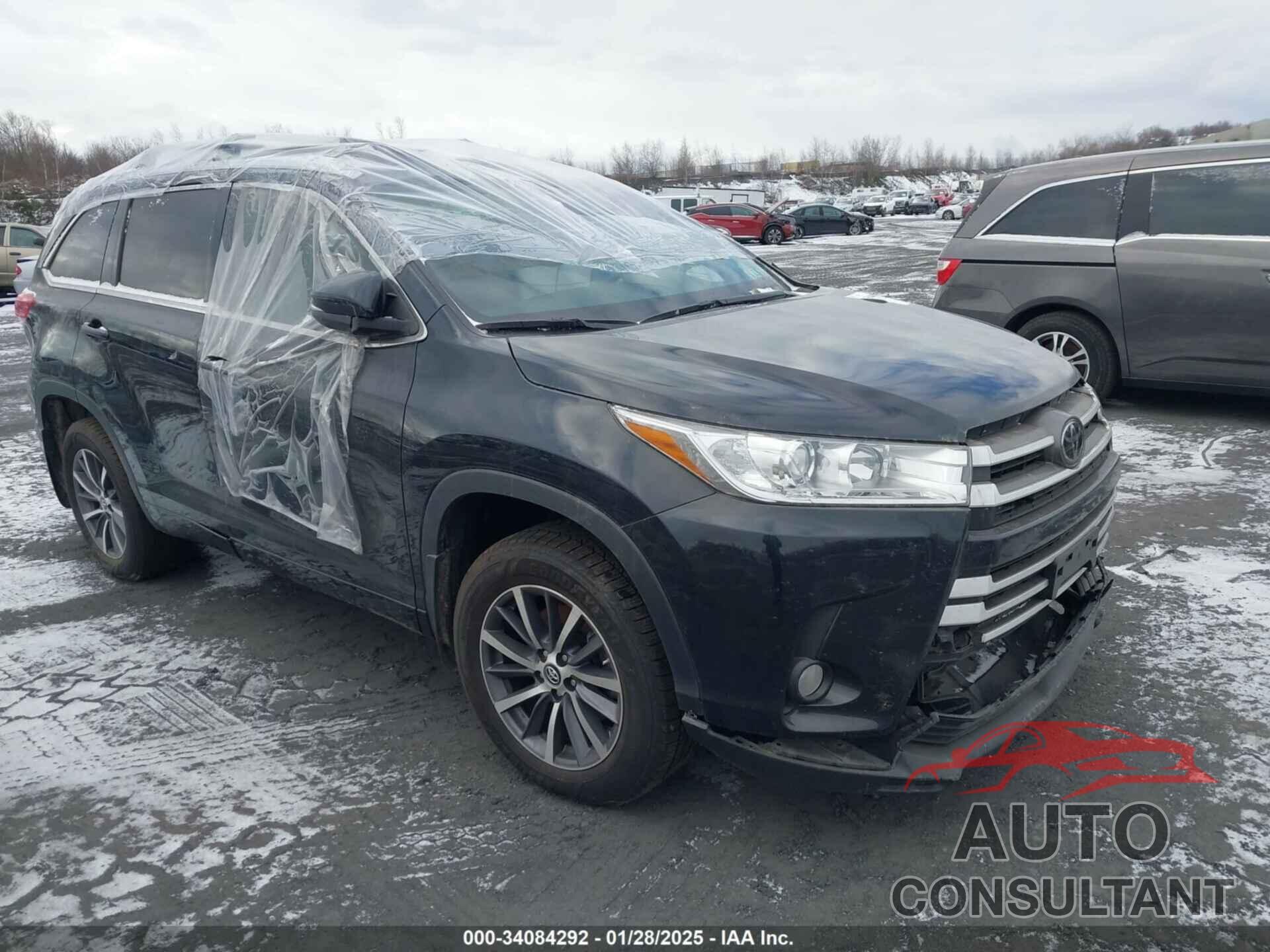 TOYOTA HIGHLANDER 2018 - 5TDJZRFH2JS554828