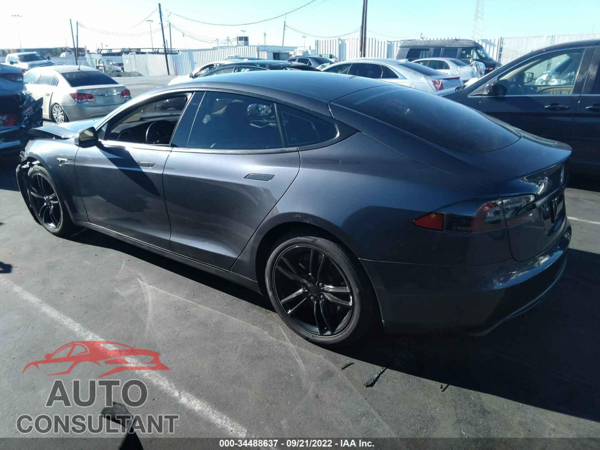 TESLA MODEL S 2015 - 5YJSA1S1XFFP67172