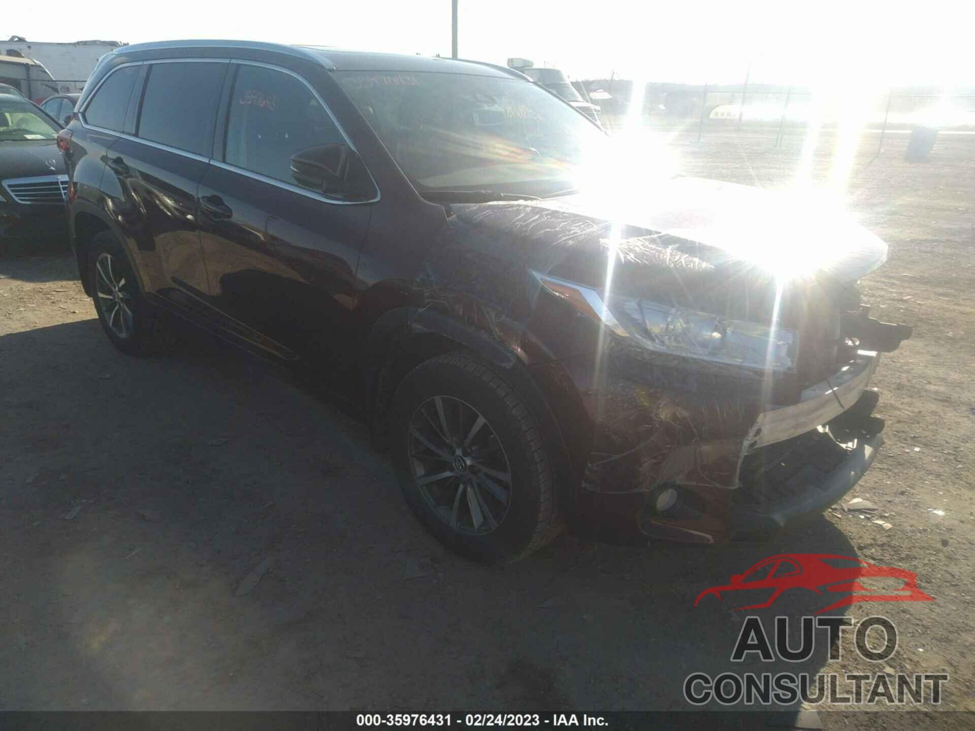 TOYOTA HIGHLANDER 2018 - 5TDJZRFH7JS883234