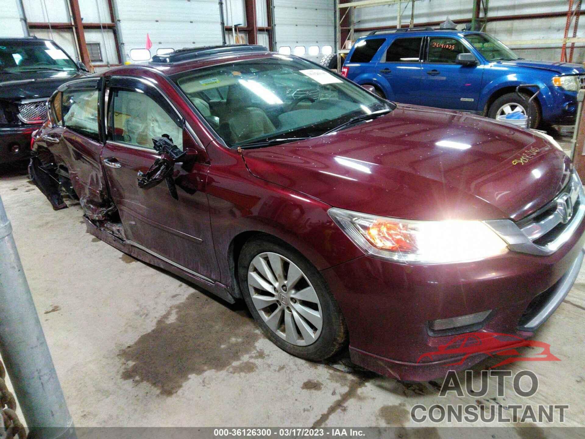 HONDA ACCORD SEDAN 2015 - 1HGCR3F98FA005493