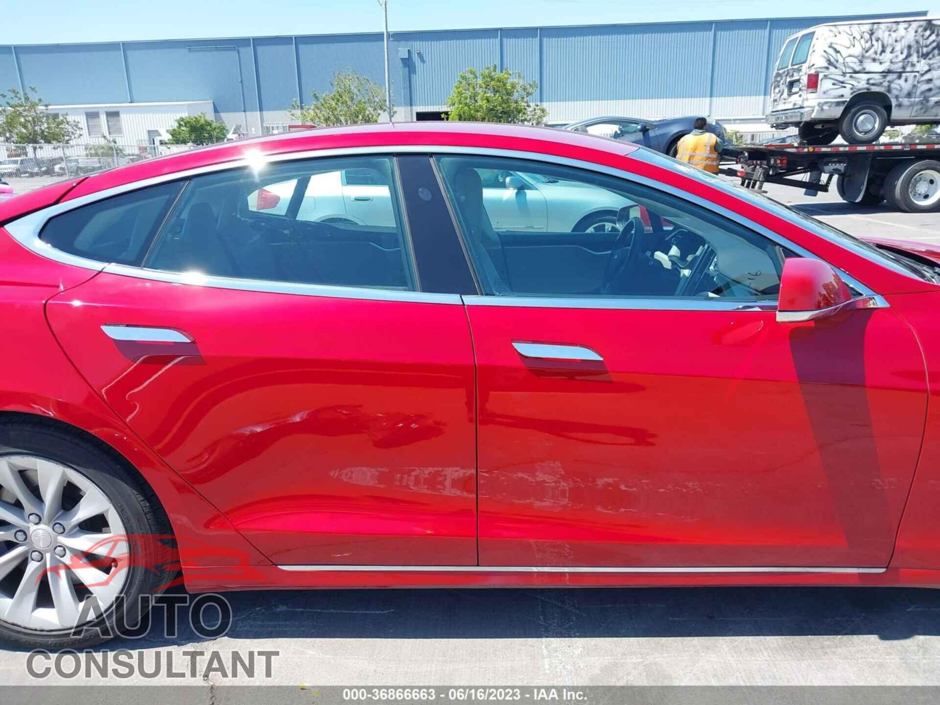 TESLA MODEL S 2017 - 5YJSA1E21HF176333