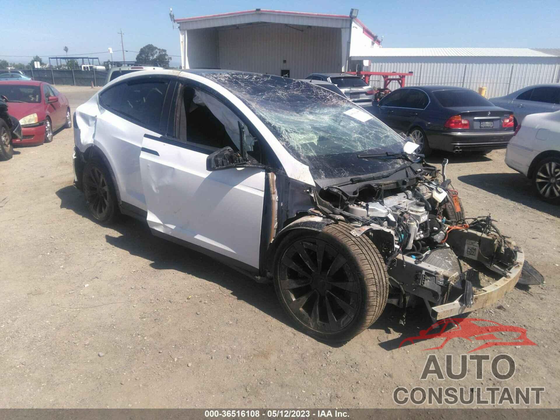 TESLA MODEL X 2022 - 7SAXCBE6XNF338452