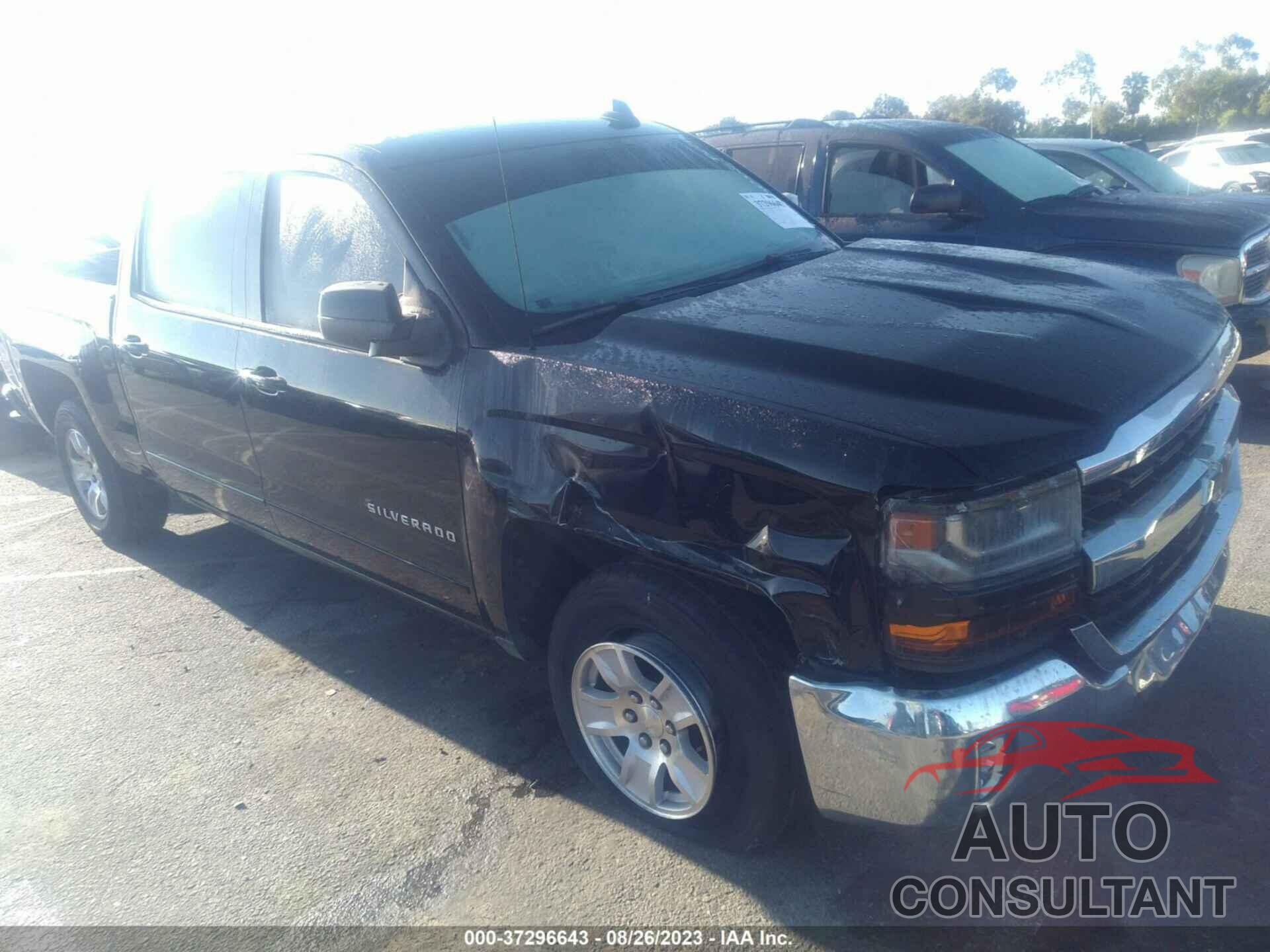 CHEVROLET SILVERADO 1500 2018 - 3GCPCREC7JG496019