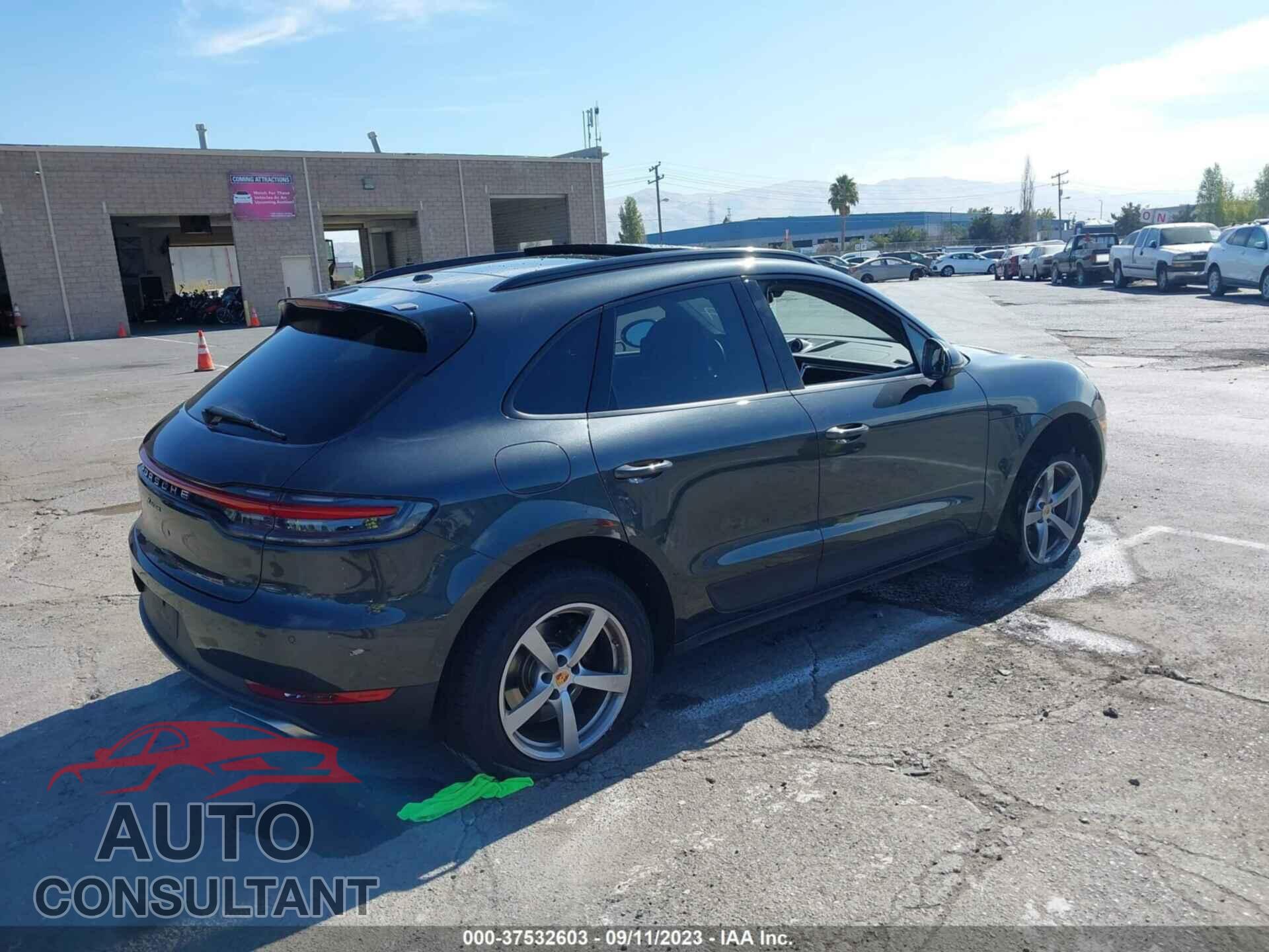PORSCHE MACAN 2021 - WP1AA2A5XMLB13786