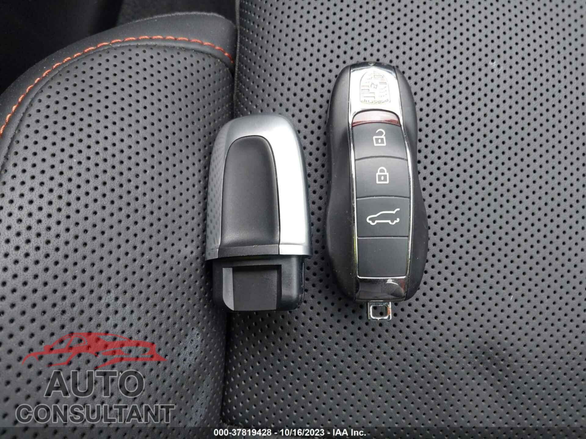 PORSCHE MACAN 2023 - WP1AA2A51PLB04821