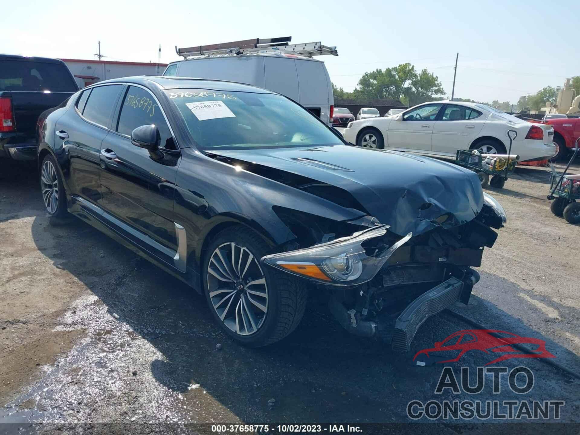 KIA STINGER 2019 - KNAE15LA0K6046655