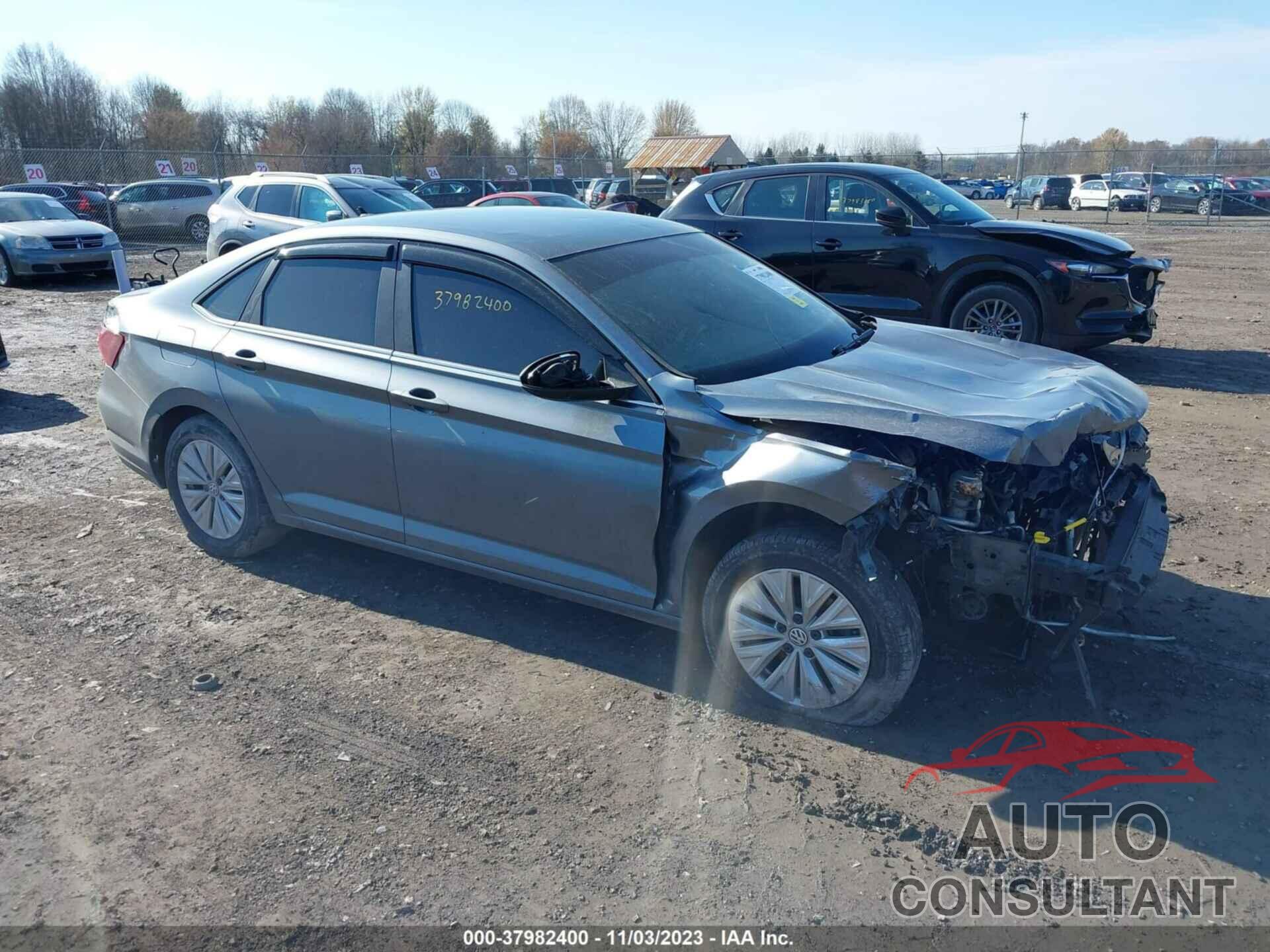 VOLKSWAGEN JETTA 2019 - 3VWN57BU7KM241342