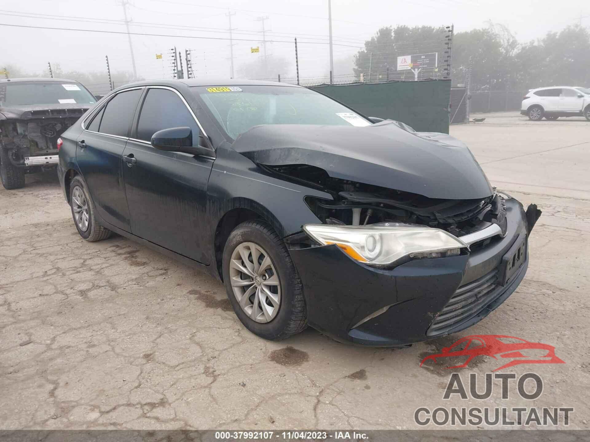 TOYOTA CAMRY 2016 - 4T4BF1FK5GR556167