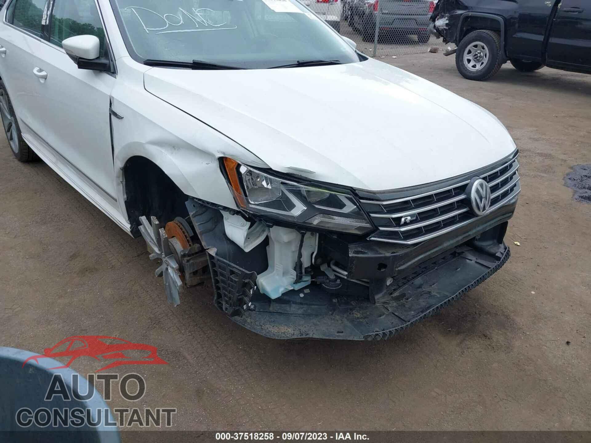 VOLKSWAGEN PASSAT 2017 - 1VWDT7A36HC058468