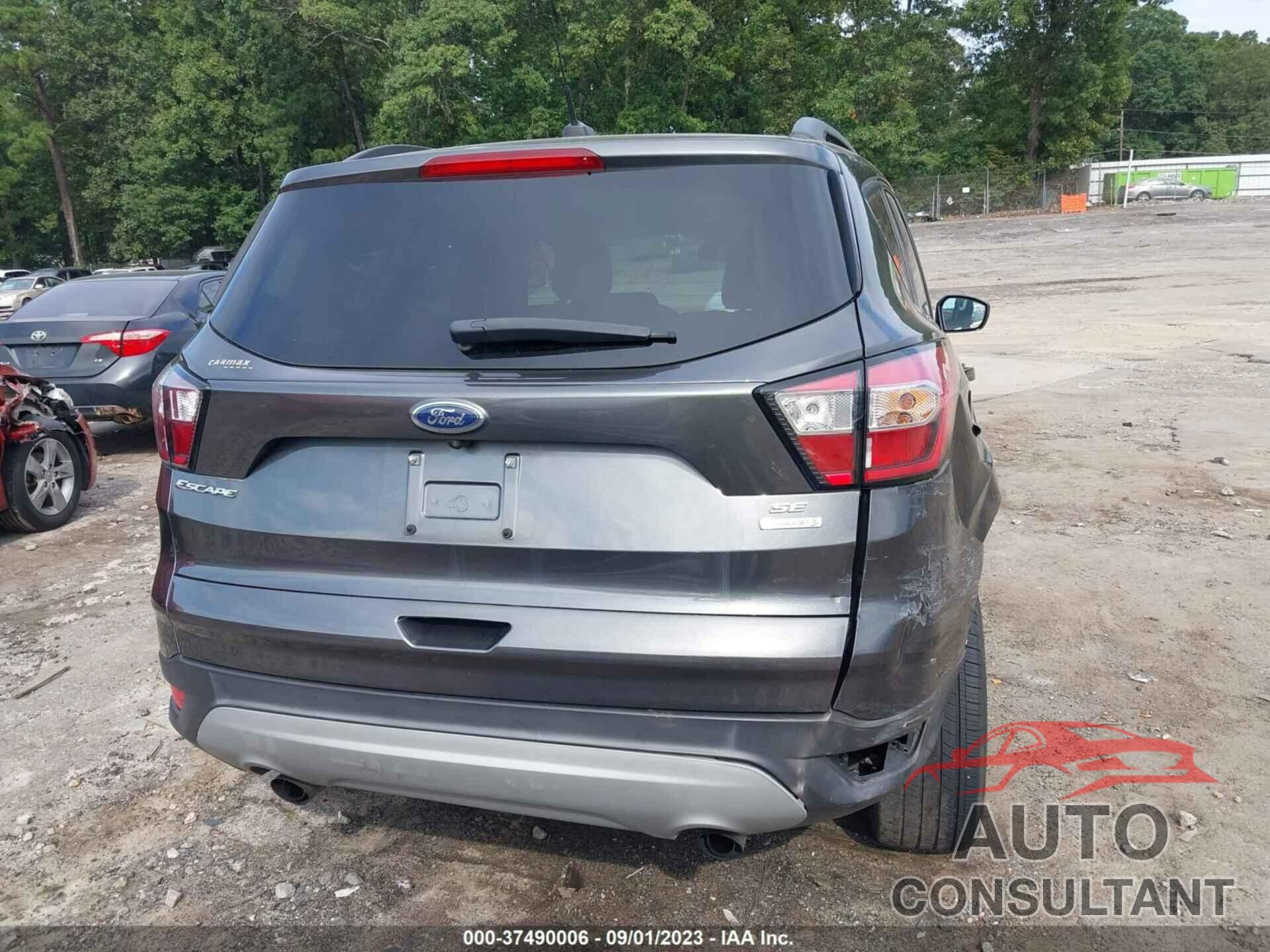 FORD ESCAPE 2018 - 1FMCU0GD9JUD23205