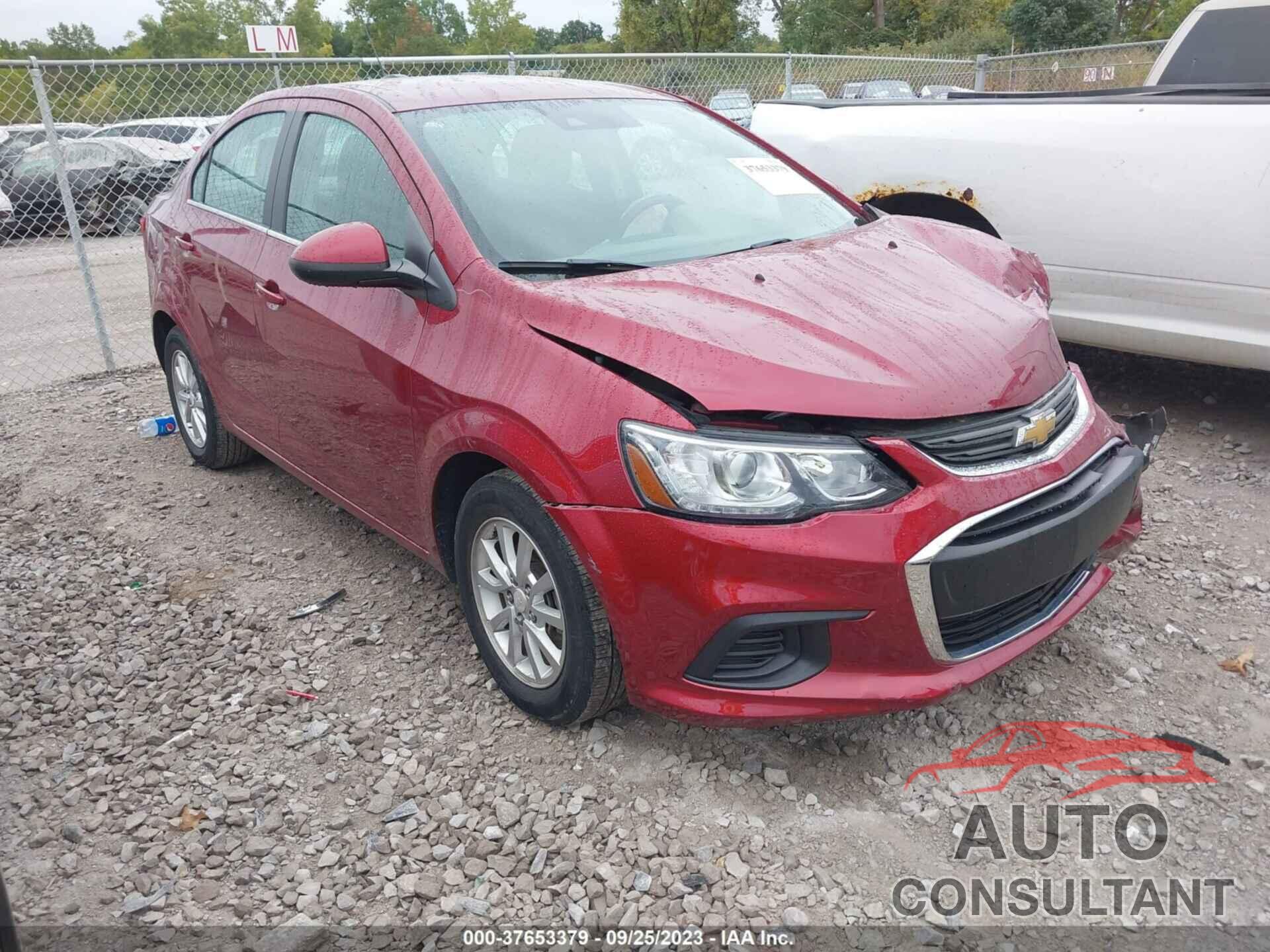 CHEVROLET SONIC 2018 - 1G1JD5SG0J4127026