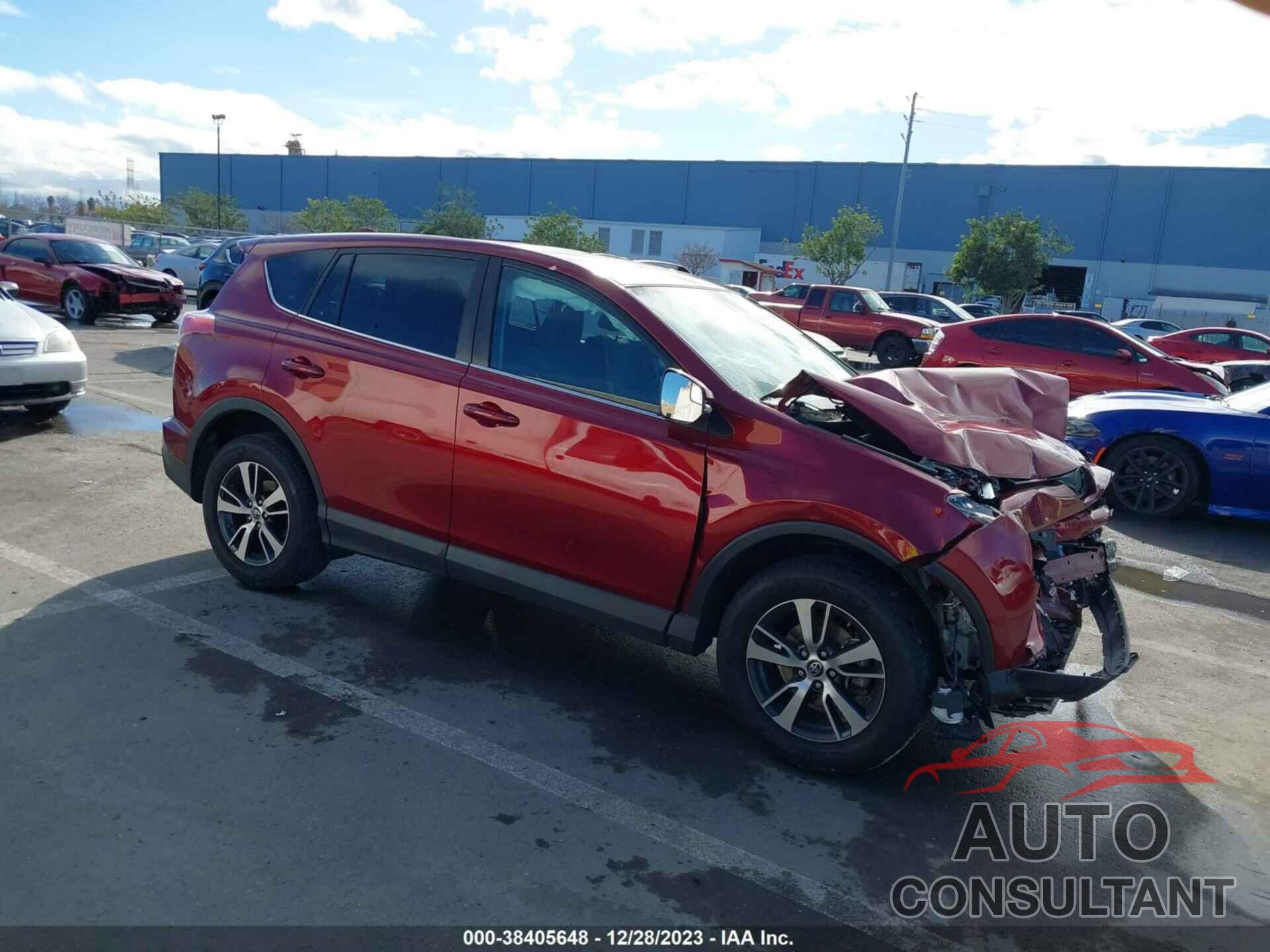 TOYOTA RAV4 2018 - 2T3RFREV6JW790187
