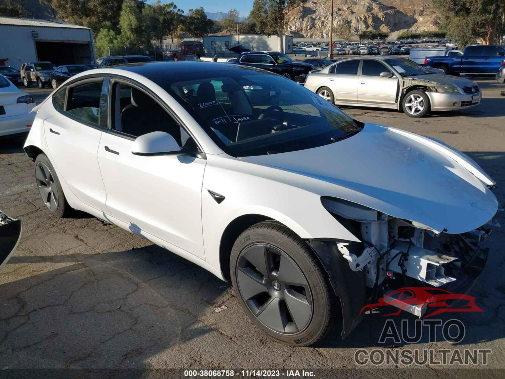 TESLA MODEL 3 2021 - 5YJ3E1EA4MF031815