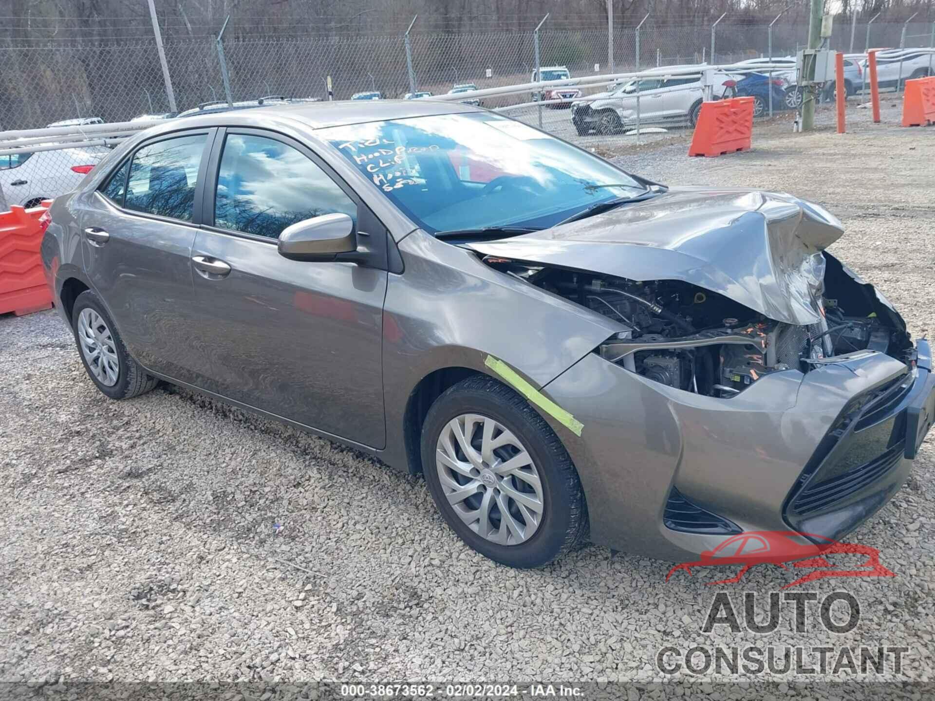 TOYOTA COROLLA 2017 - 2T1BURHEXHC921838