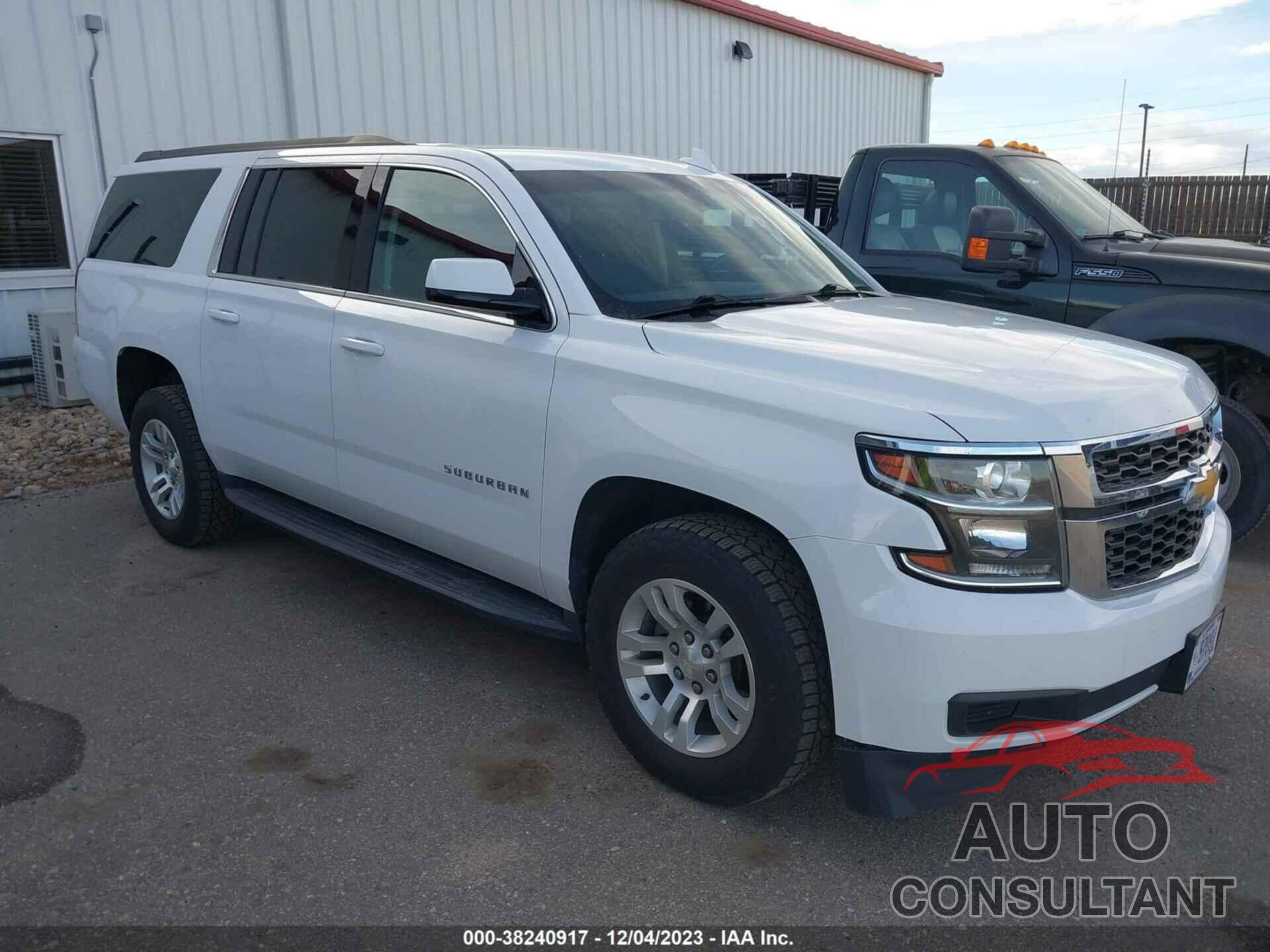 CHEVROLET SUBURBAN 2018 - 1GNSKGEC2JR300027