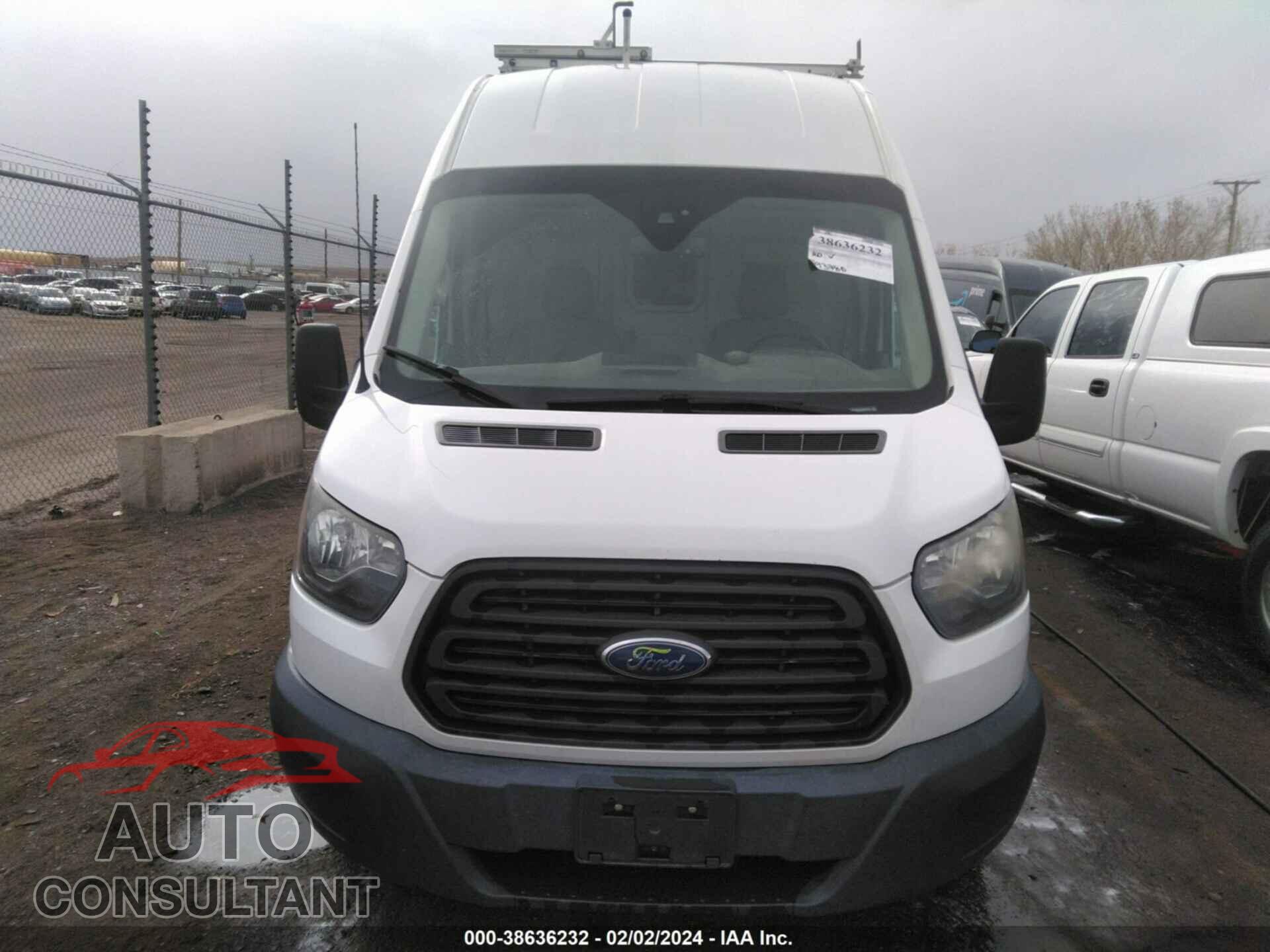 FORD TRANSIT 2017 - 1FTYR2XG1HKA97345