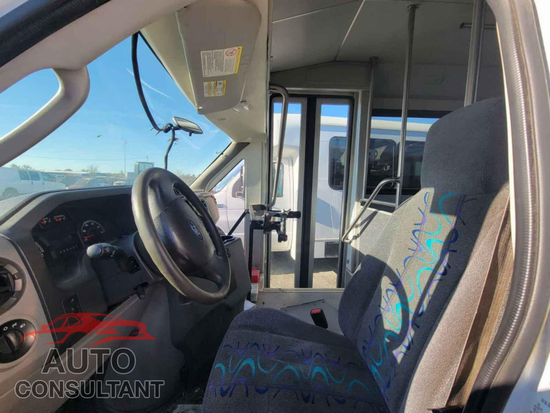 FORD E-450 CUTAWAY 2017 - 1FDFE4FS8HDC32003