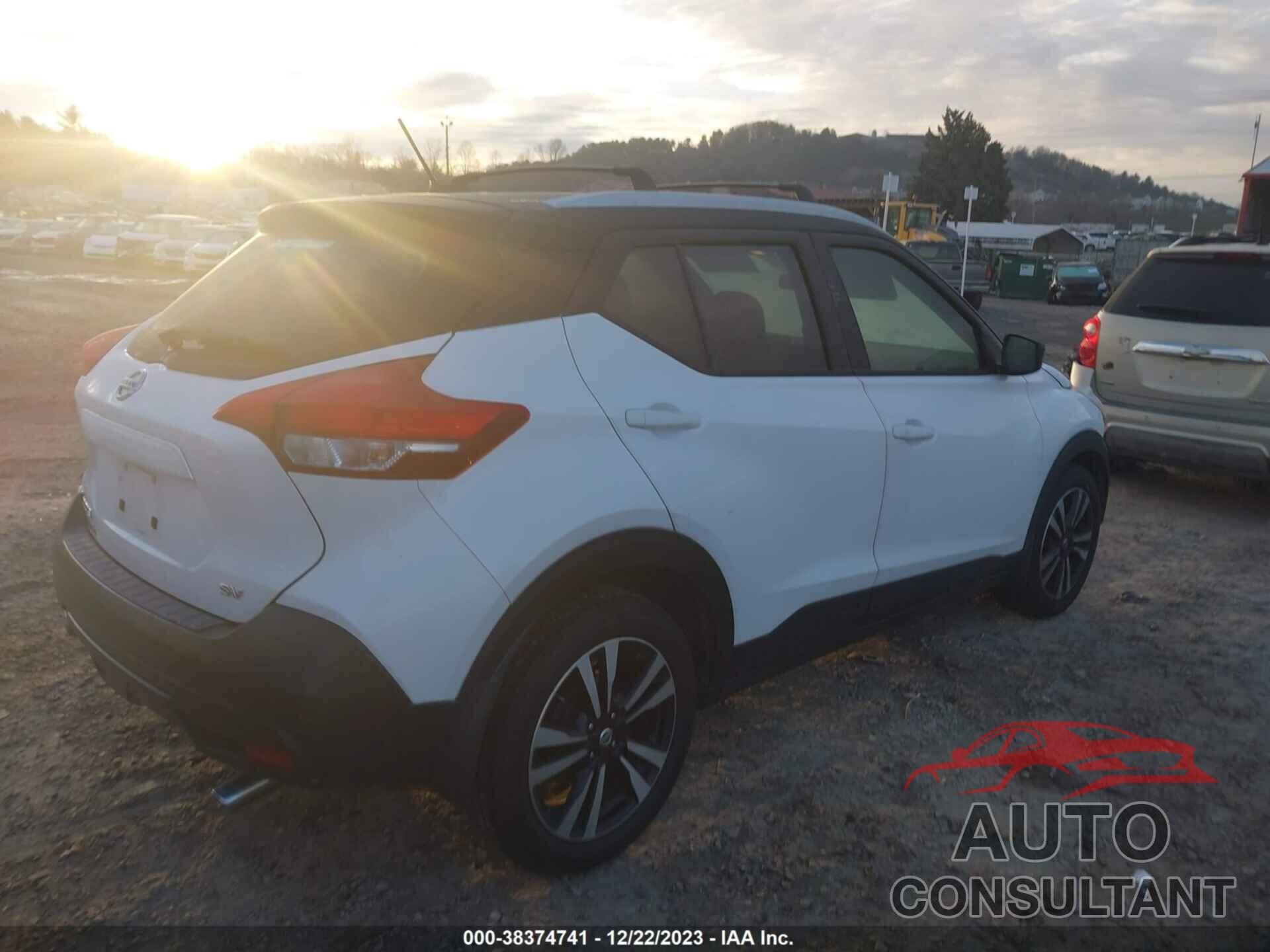 NISSAN KICKS 2019 - 3N1CP5CU6KL504128