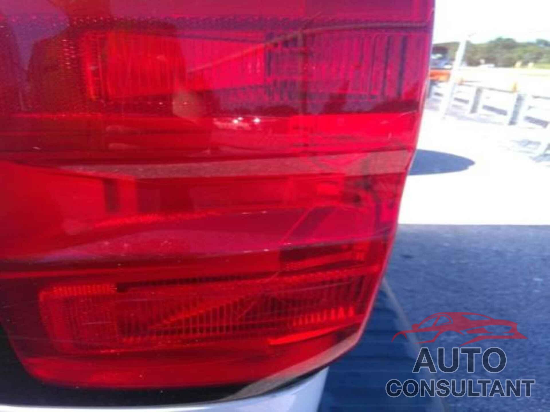 CHEVROLET SILVERADO 1500 2016 - 1GCNCNEH8GZ230335