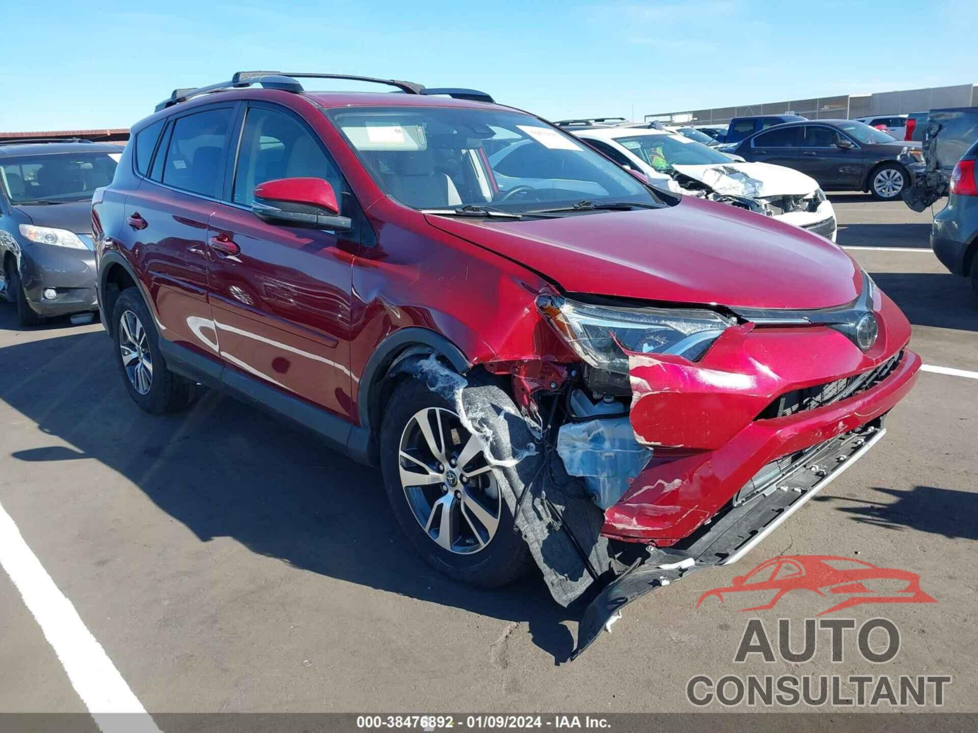 TOYOTA RAV4 2018 - JTMWFREV0JD117945