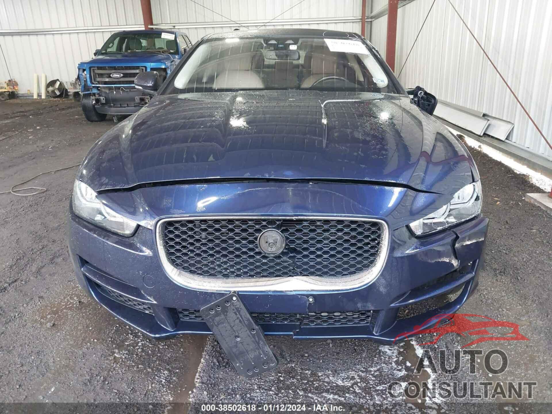 JAGUAR XE 2017 - SAJAR4BG3HA973277