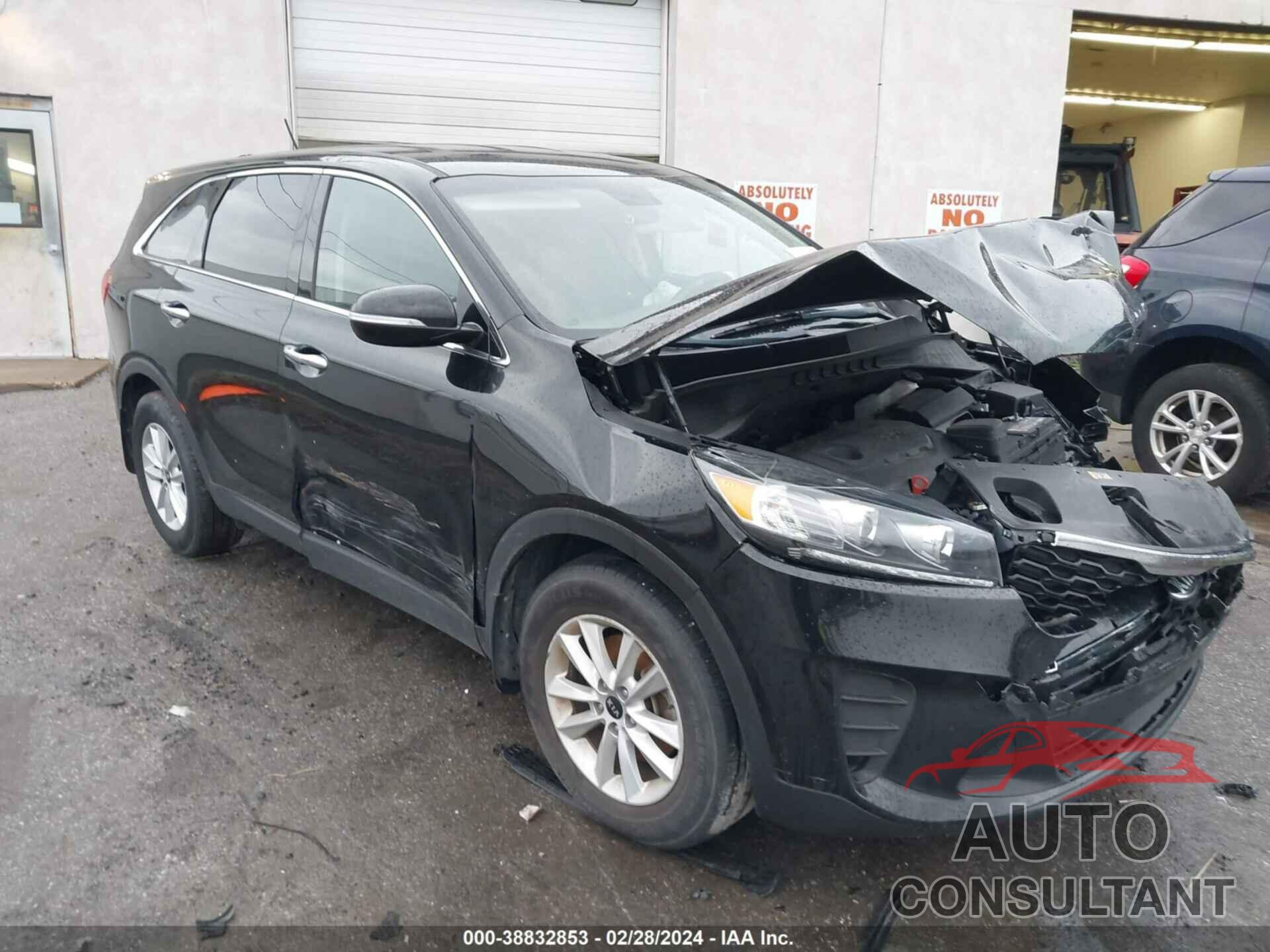 KIA SORENTO 2019 - 5XYPG4A33KG584496