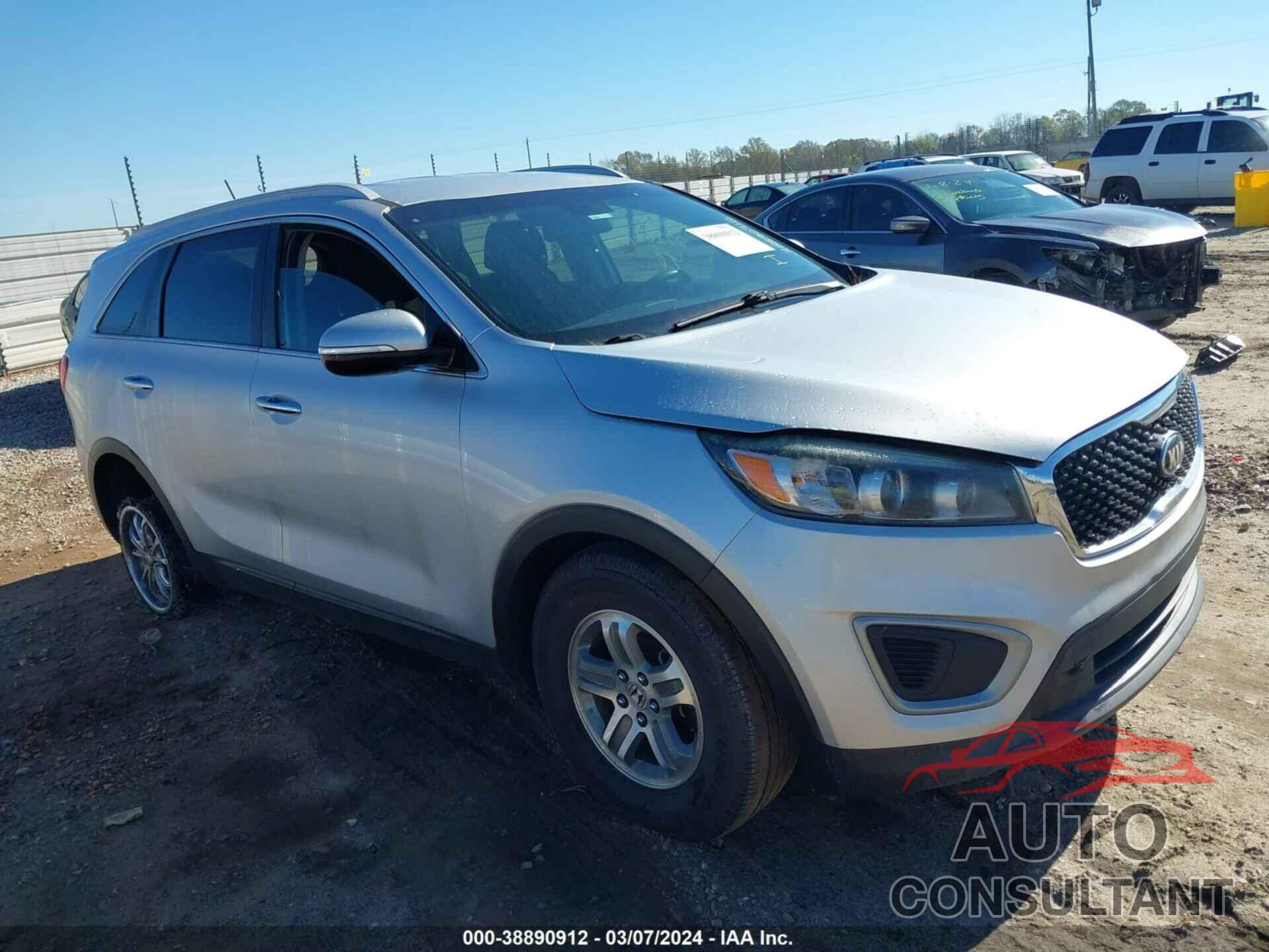 KIA SORENTO 2017 - 5XYPG4A54HG272097