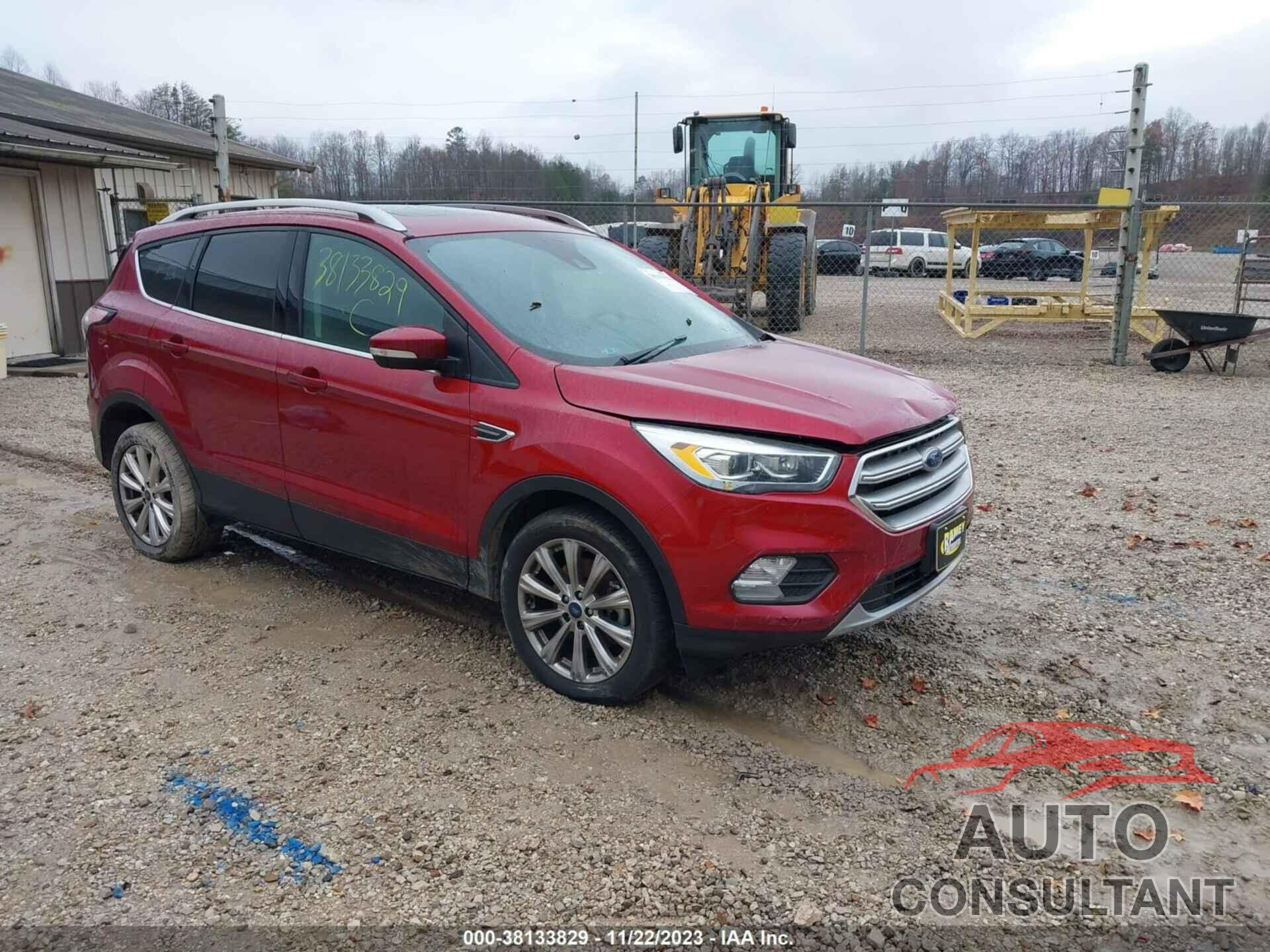 FORD ESCAPE 2017 - 1FMCU9J99HUE90425