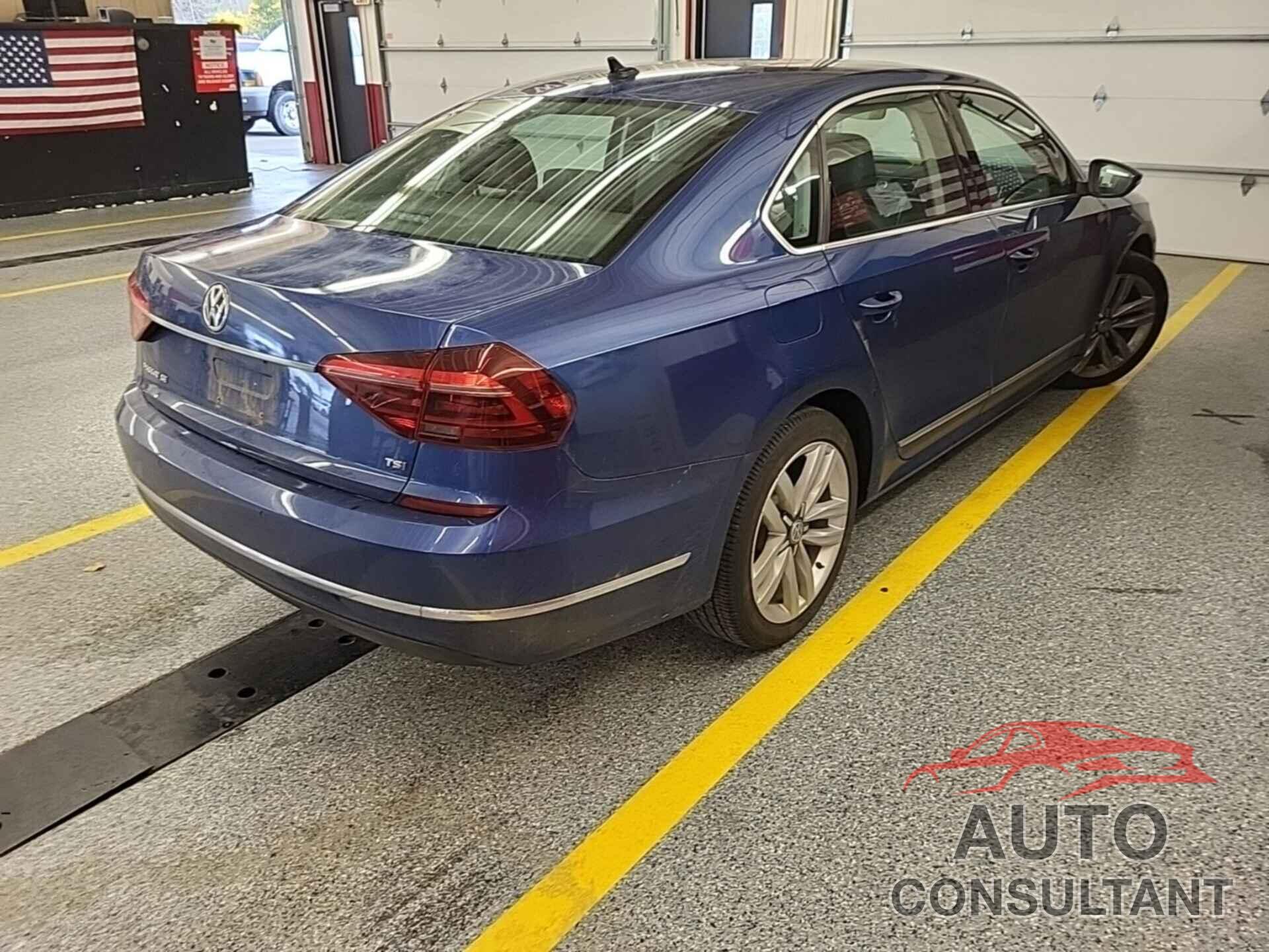 VOLKSWAGEN PASSAT 2017 - 1VWGT7A3XHC005415