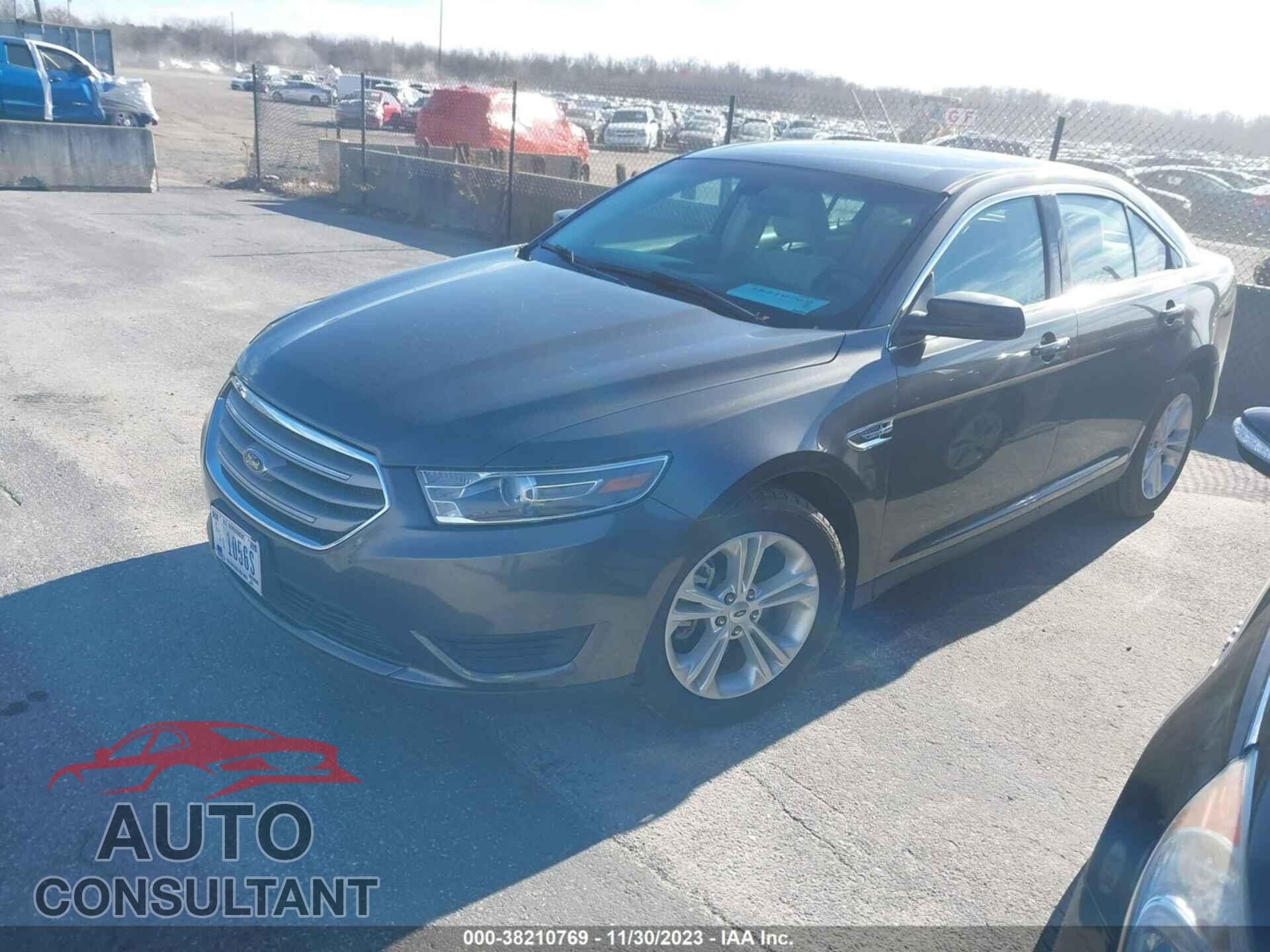 FORD TAURUS 2017 - 1FAHP2D84HG130382