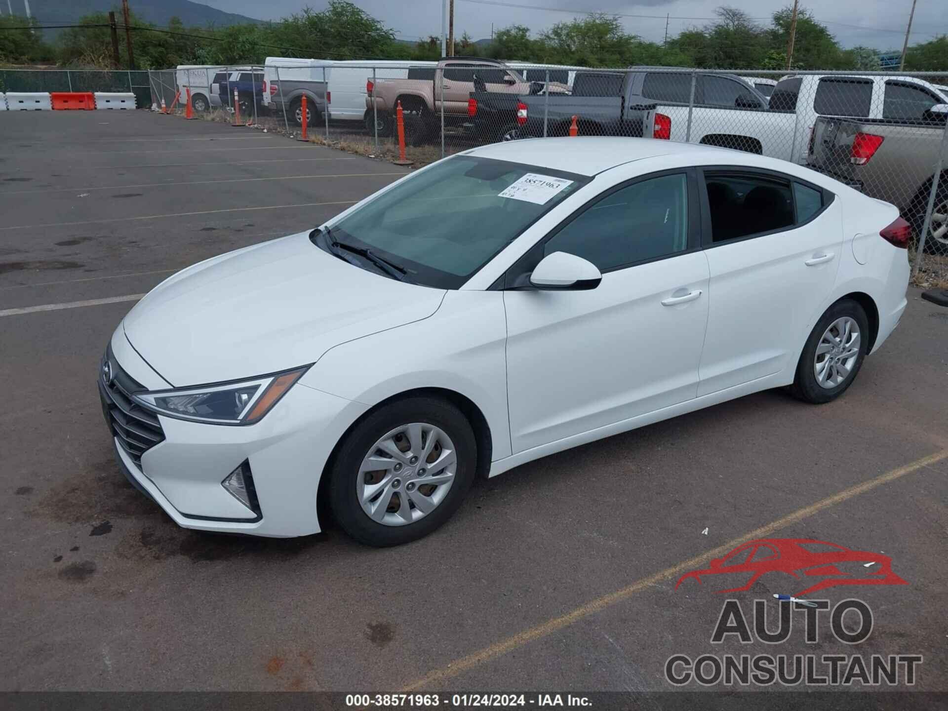 HYUNDAI ELANTRA 2019 - 5NPD74LF5KH484189