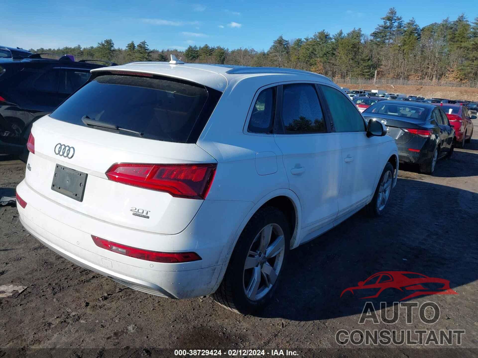 AUDI Q5 2018 - WA1BNAFY3J2222108