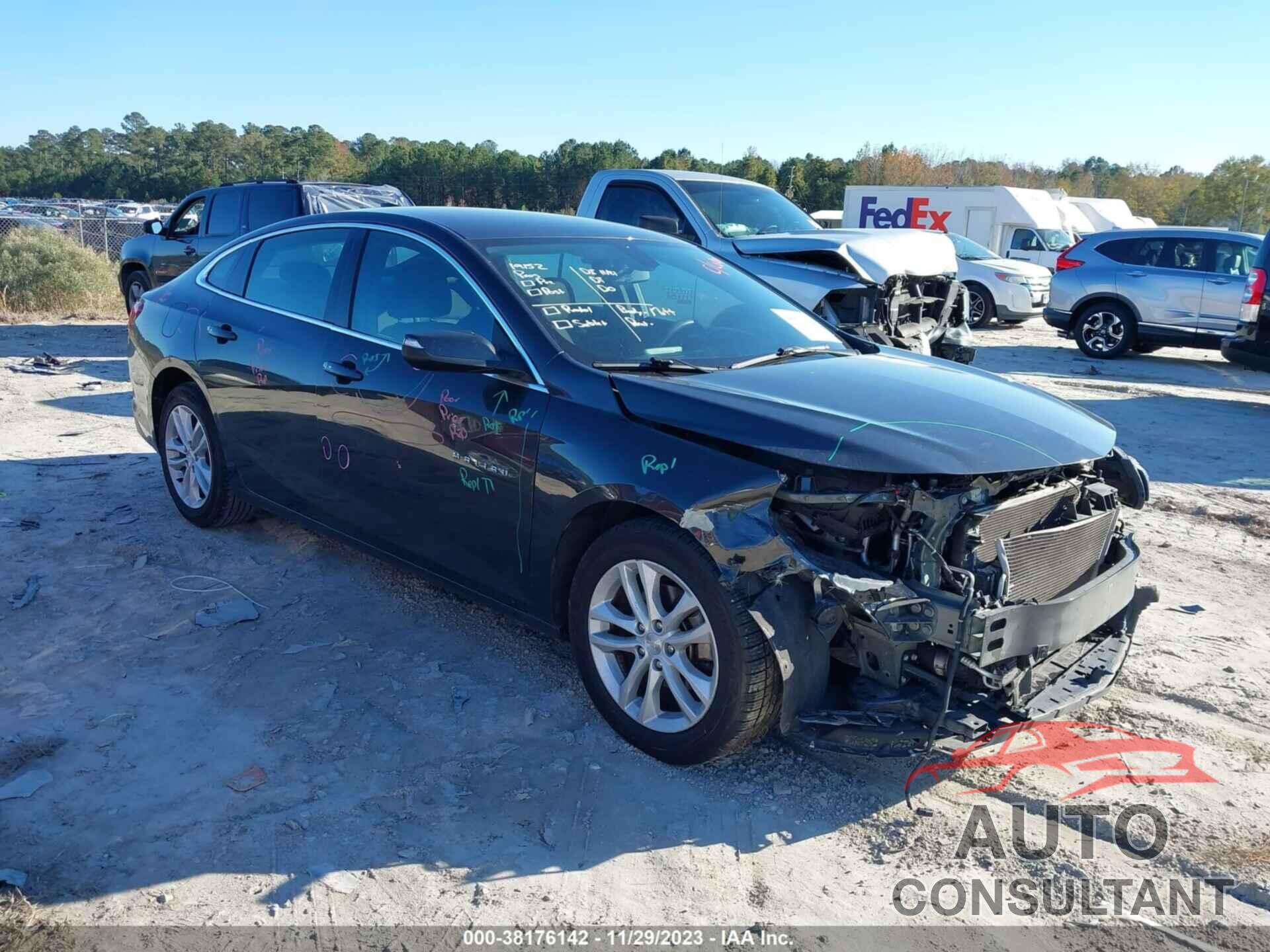 CHEVROLET MALIBU 2018 - 1G1ZD5ST7JF257941
